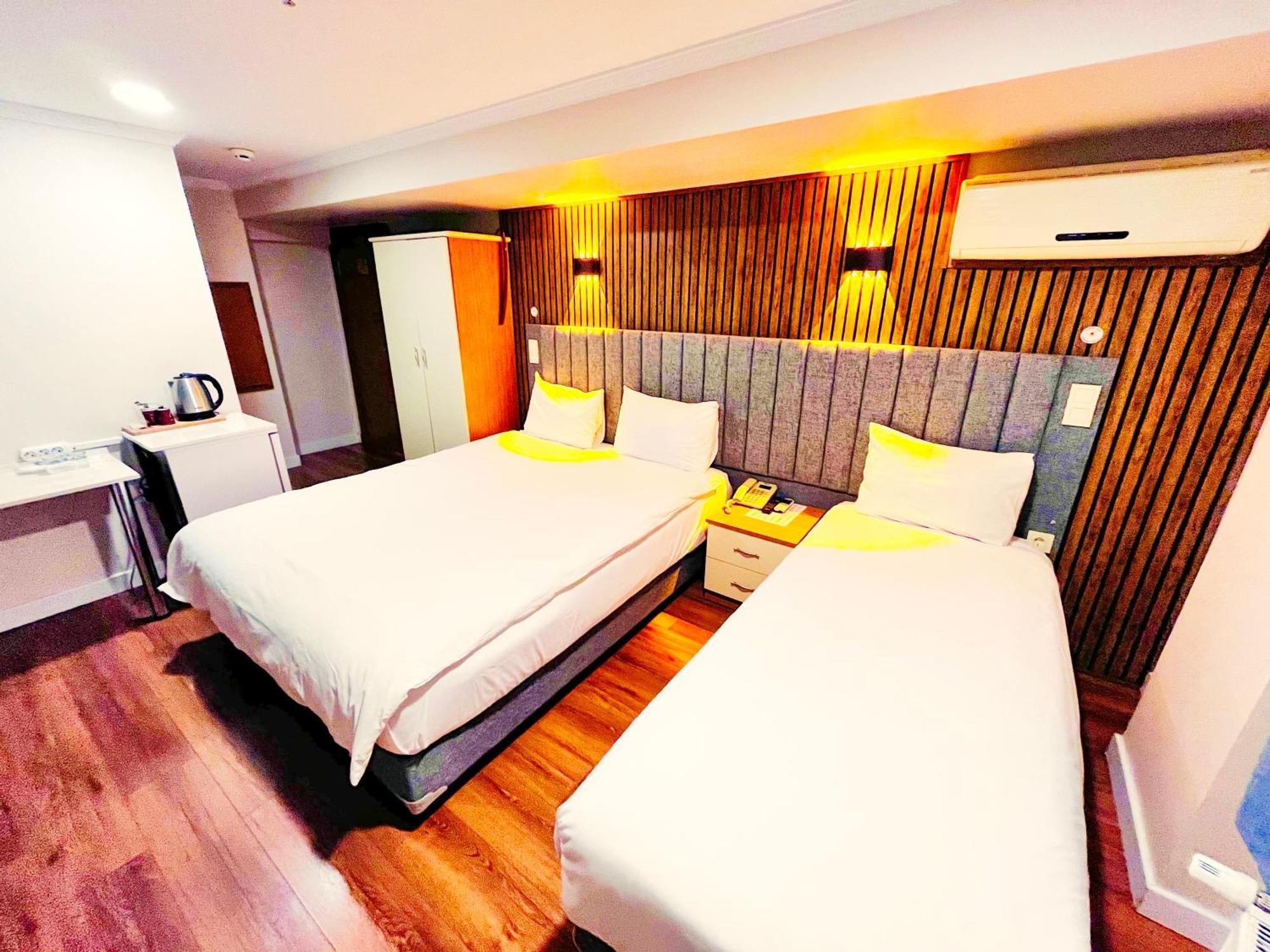 Otel Naila 2*