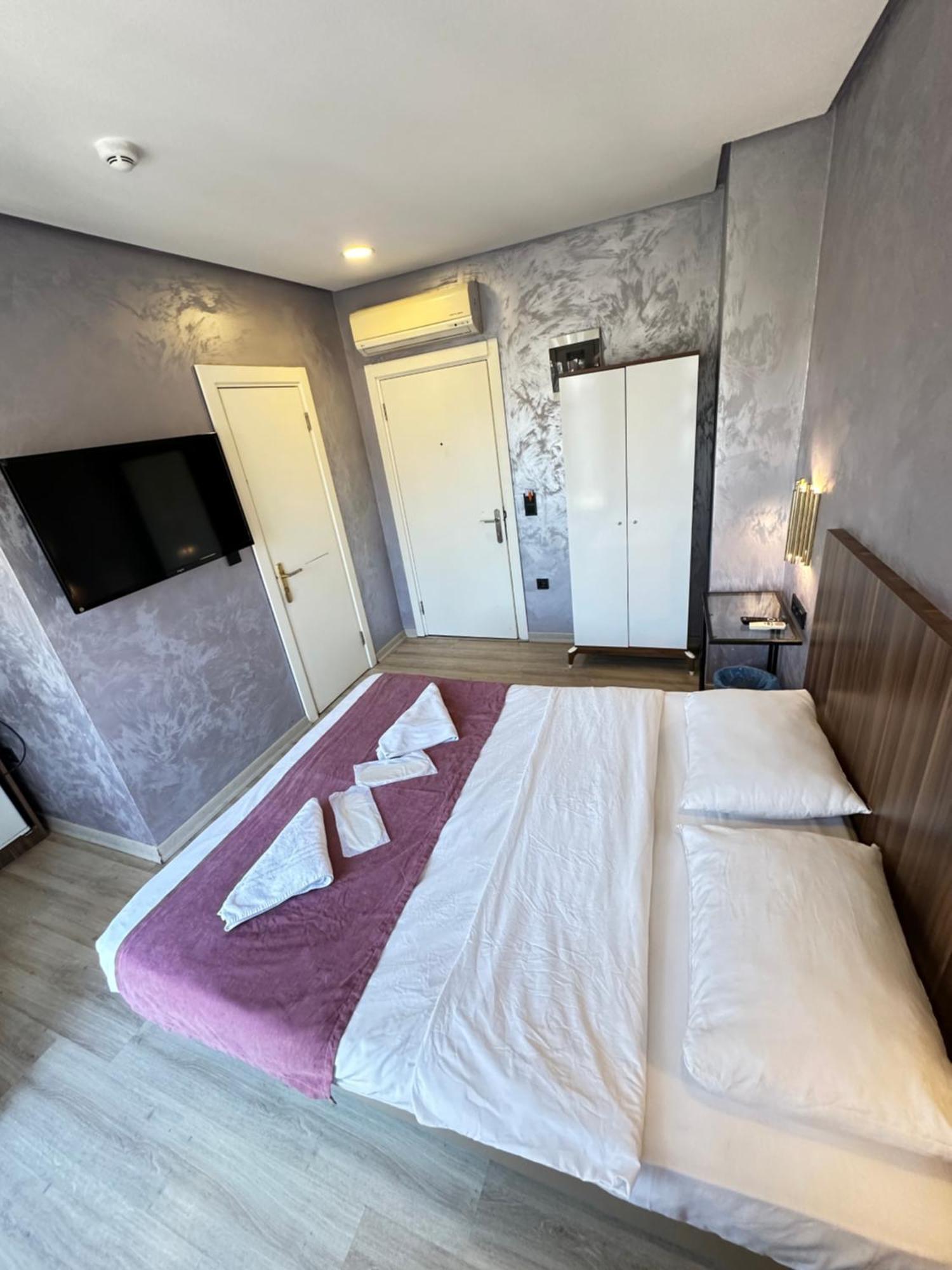 Hotel Alyon 3*