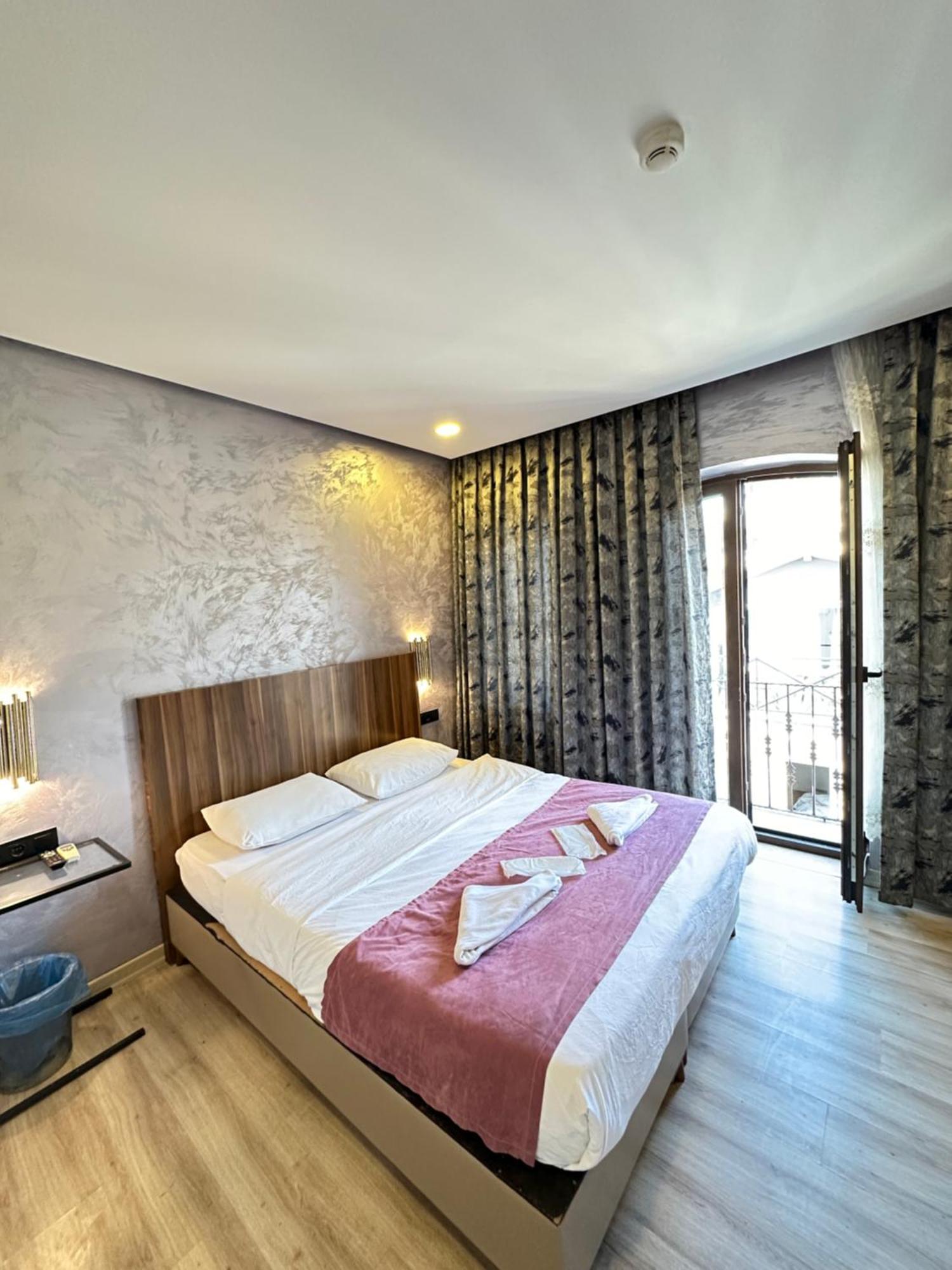 Hotel Alyon
