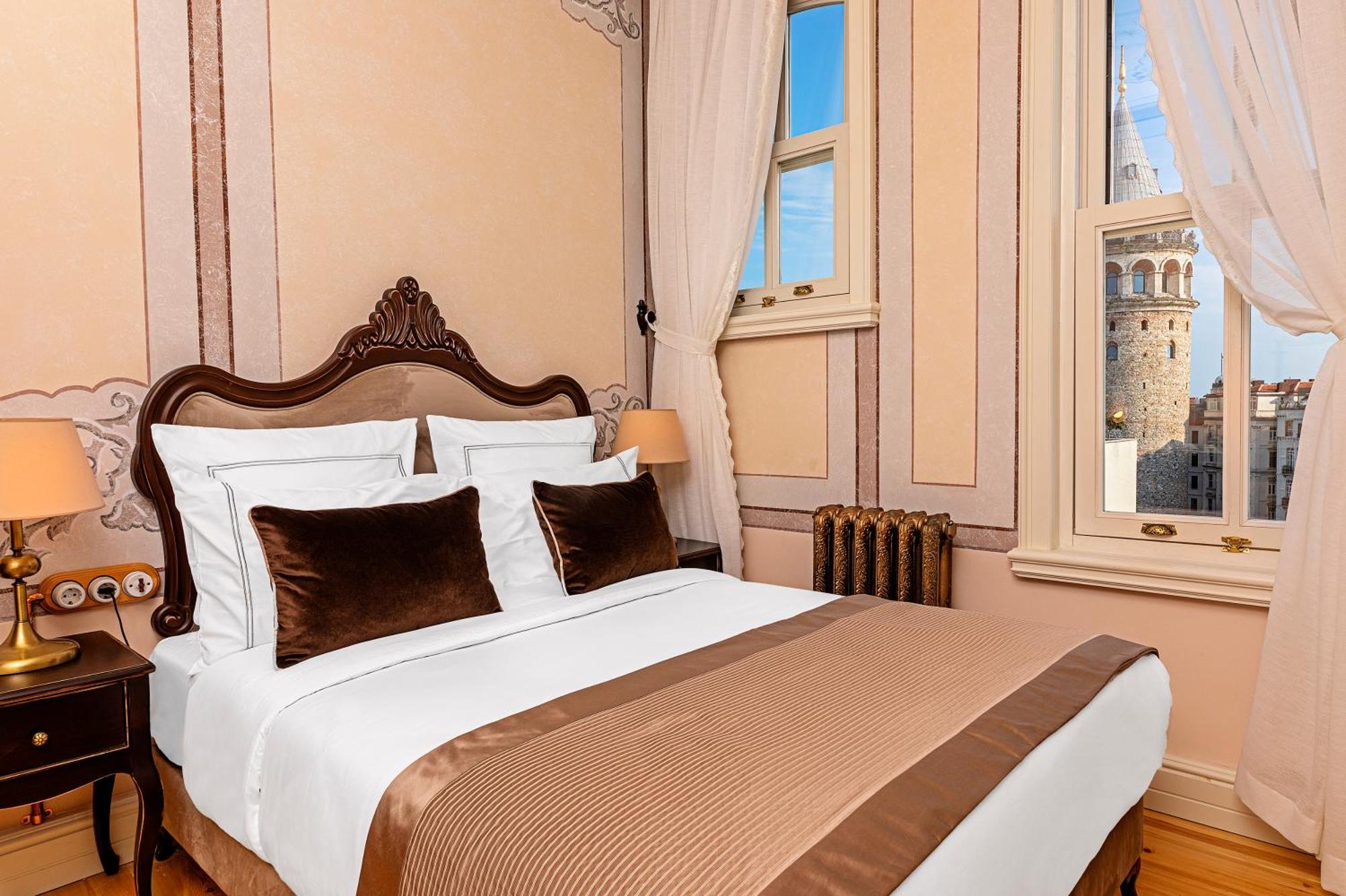 Hotel Meroddi Barnathan *