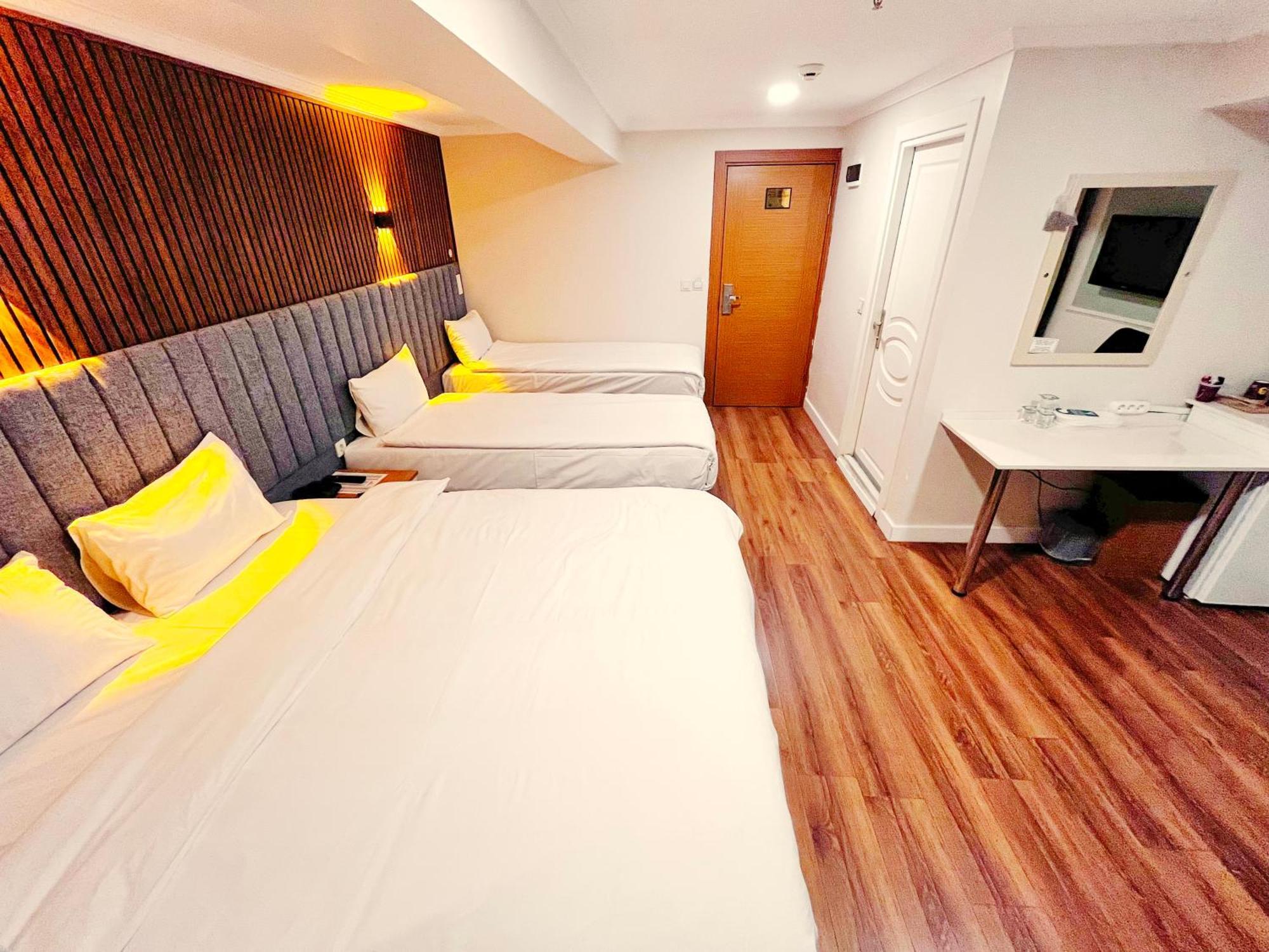 Naila Otel 2*
