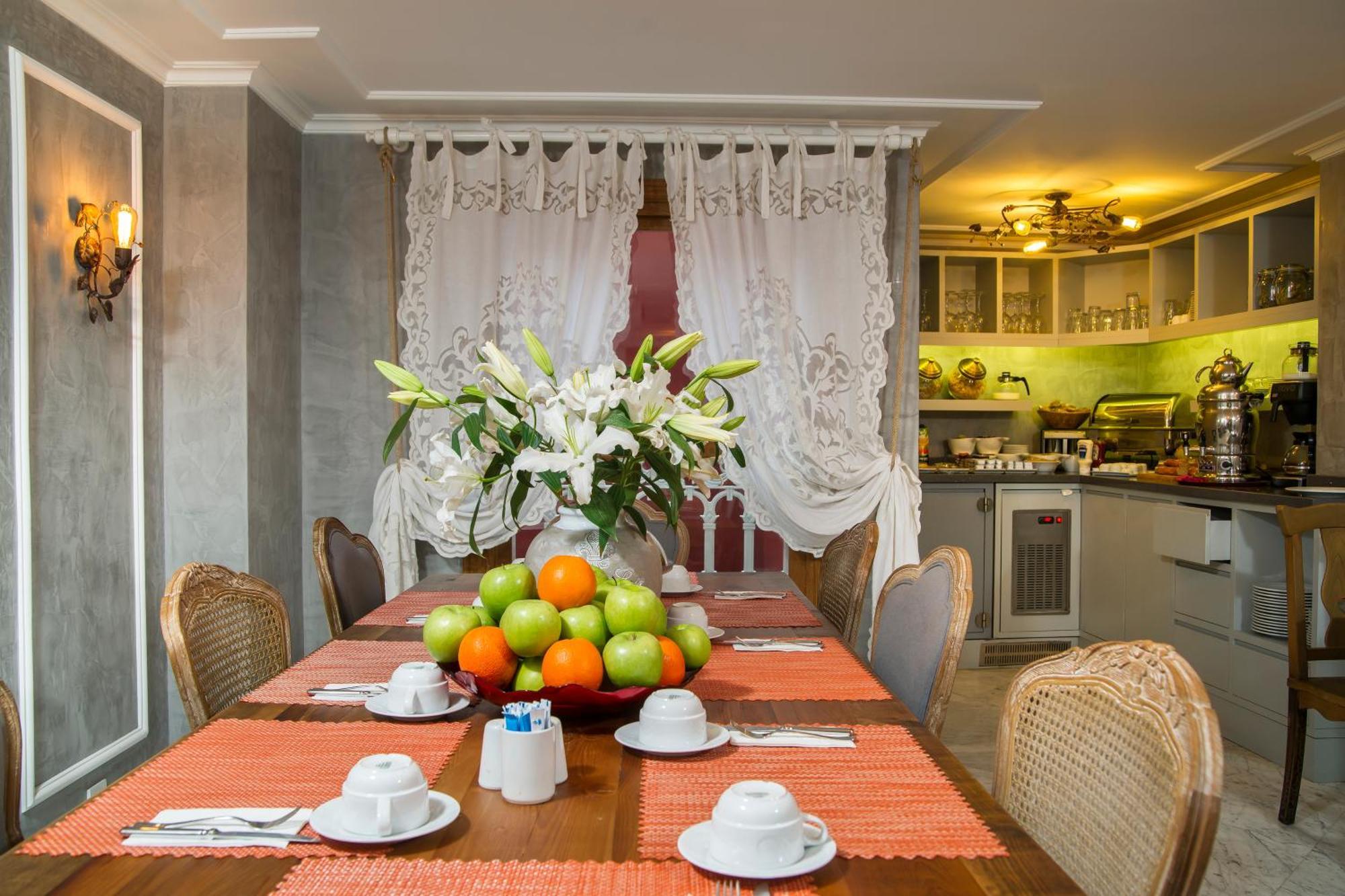 Amofta Taksim 5*
