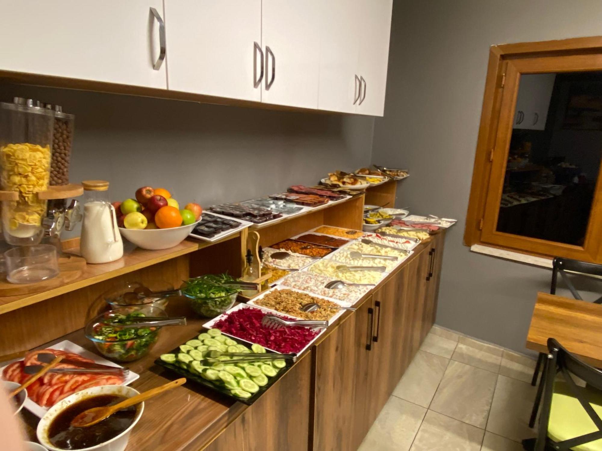 Zeyn Hotel