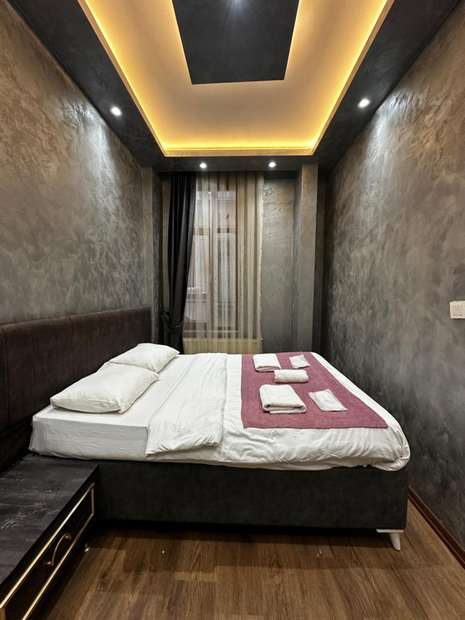 Alyon Hotel 3*