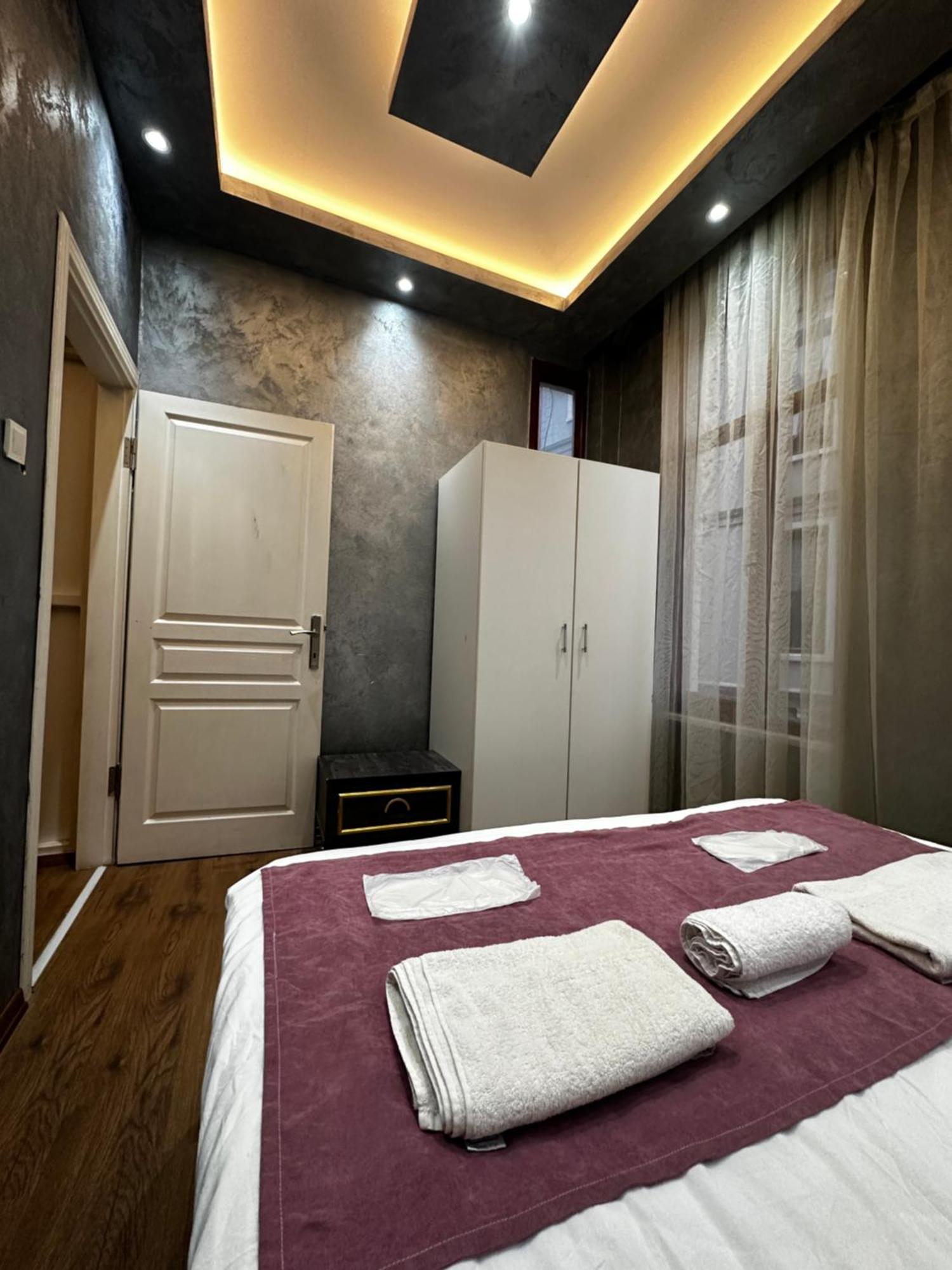 Alyon Hotel
