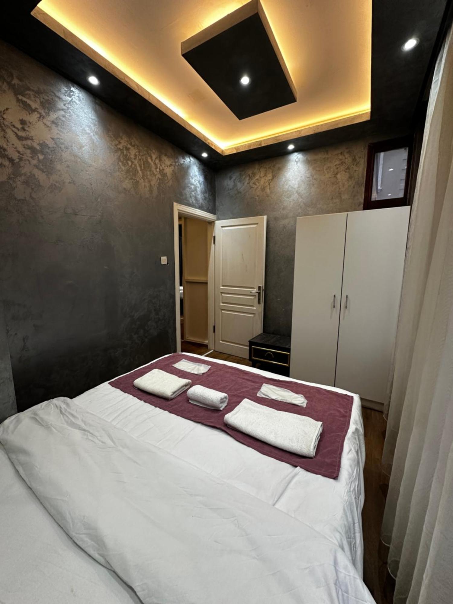 Alyon Hotel 3*