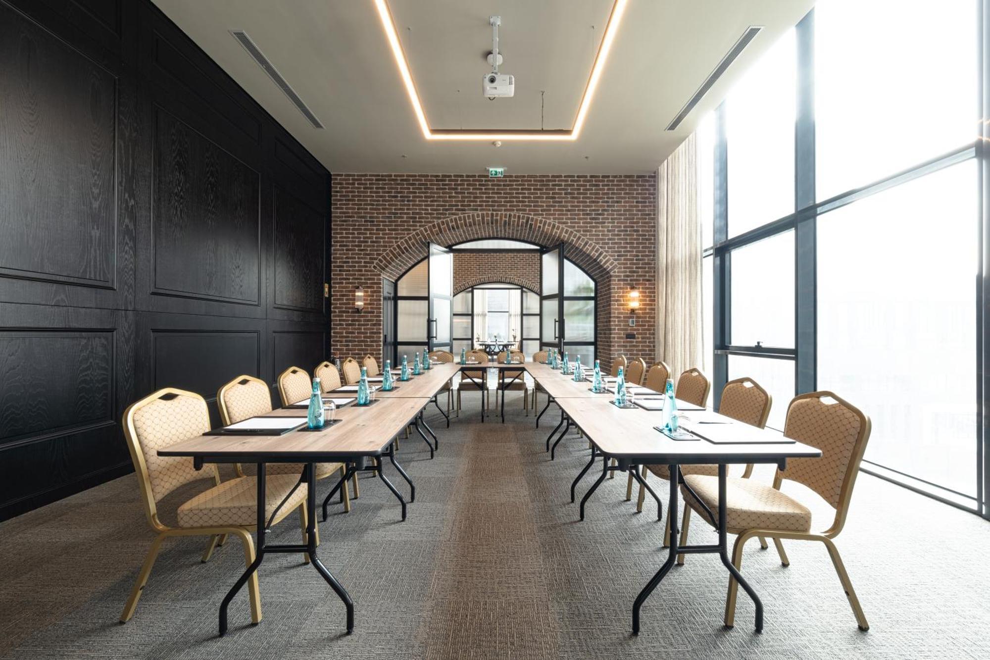 Hotel Bomonti Arjaan By Rotana