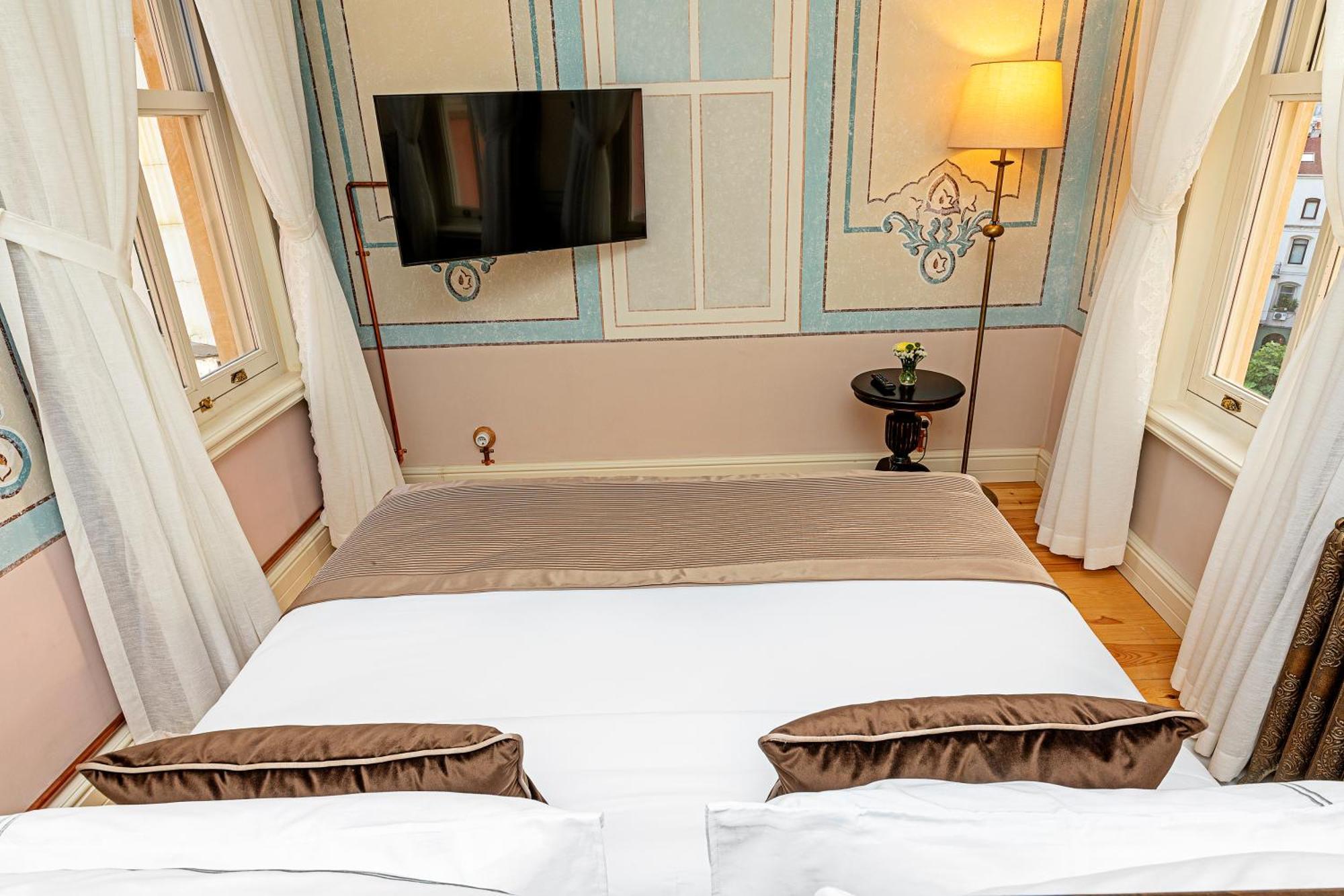 Hotel Meroddi Barnathan *