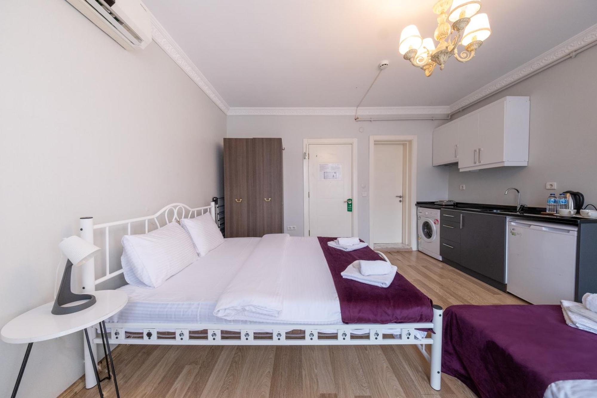 The Luxury Frame Suites *