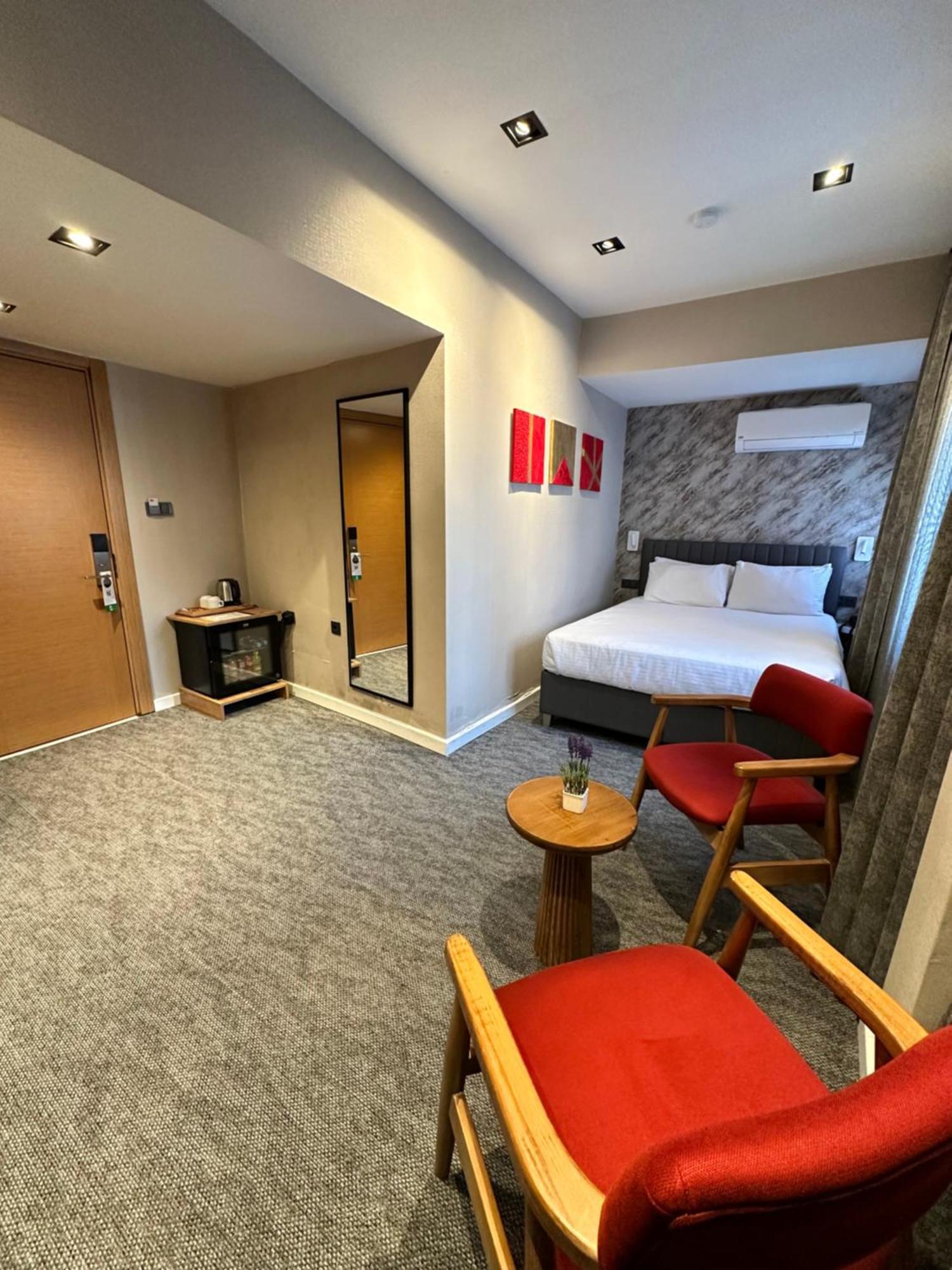 Reexe Hotel