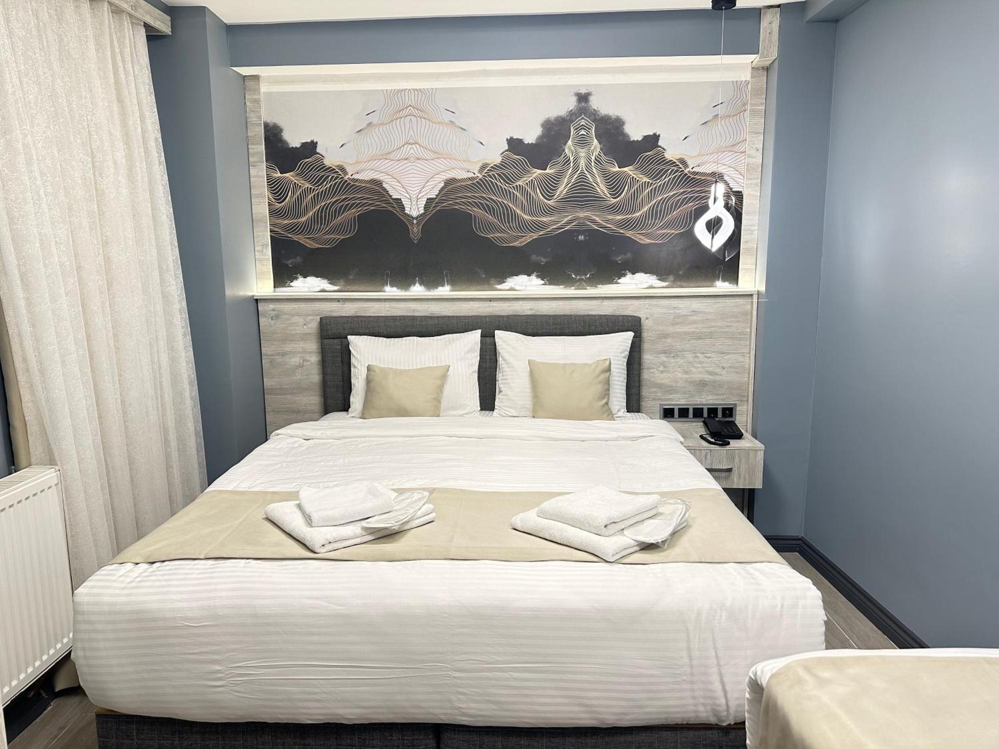 Hotel Blue Moonrise *