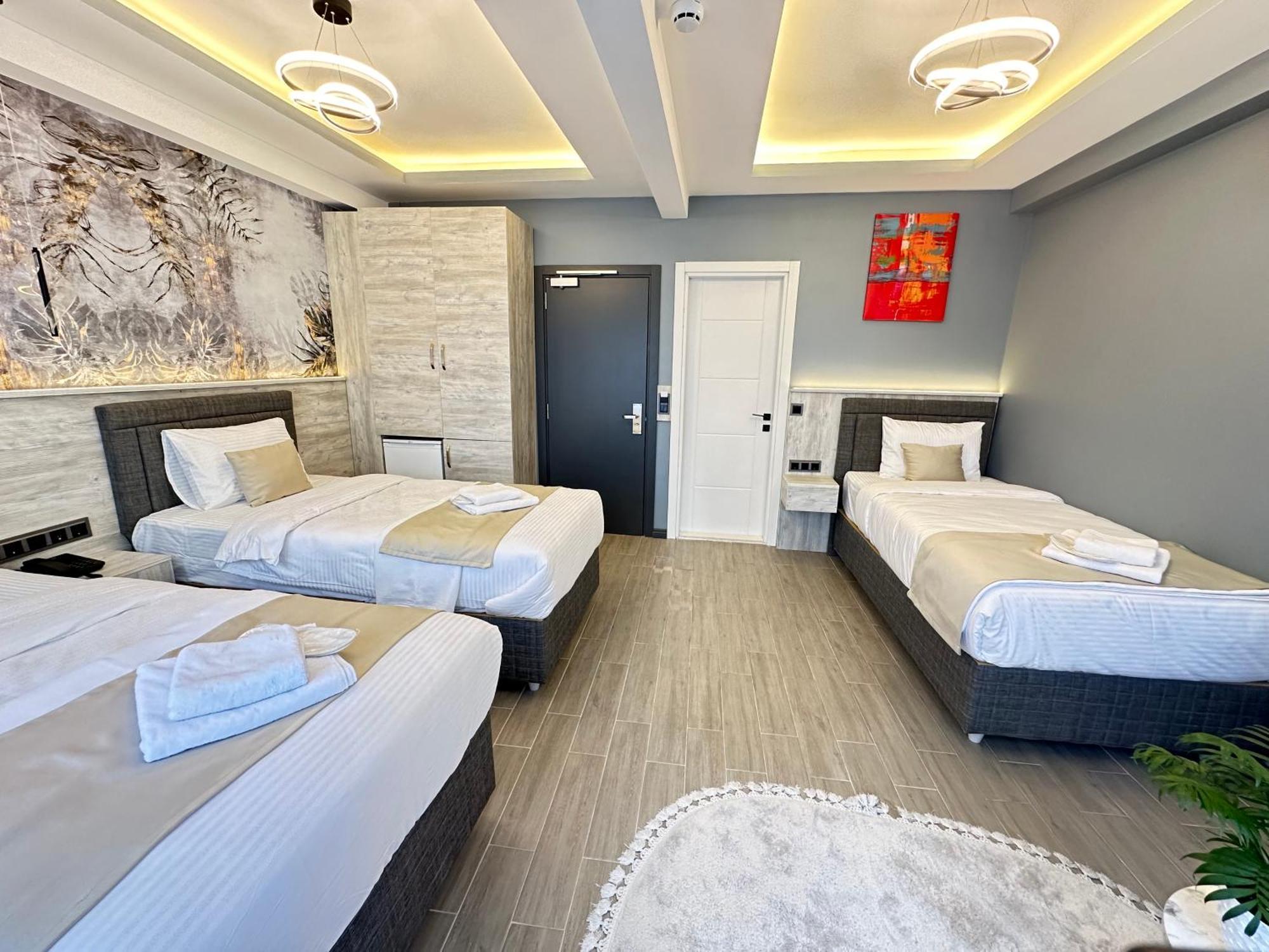 Hotel Blue Moonrise