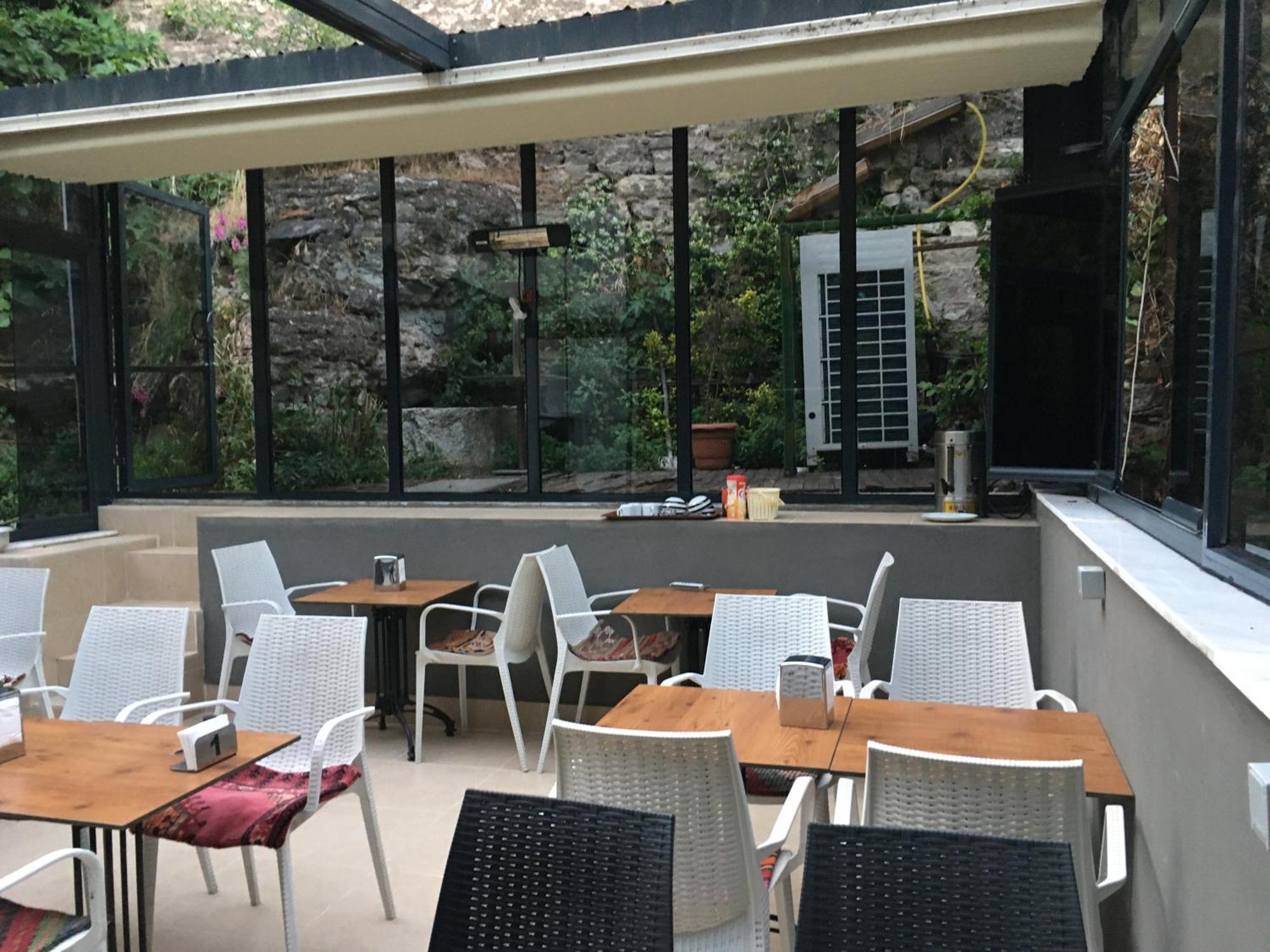 Aparthotel Amida House 2*