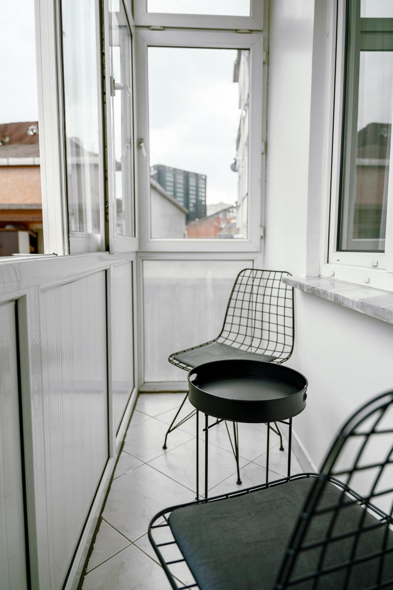Apartment Bright & Cozy 2br Located In The Heart Of Living Istanbul