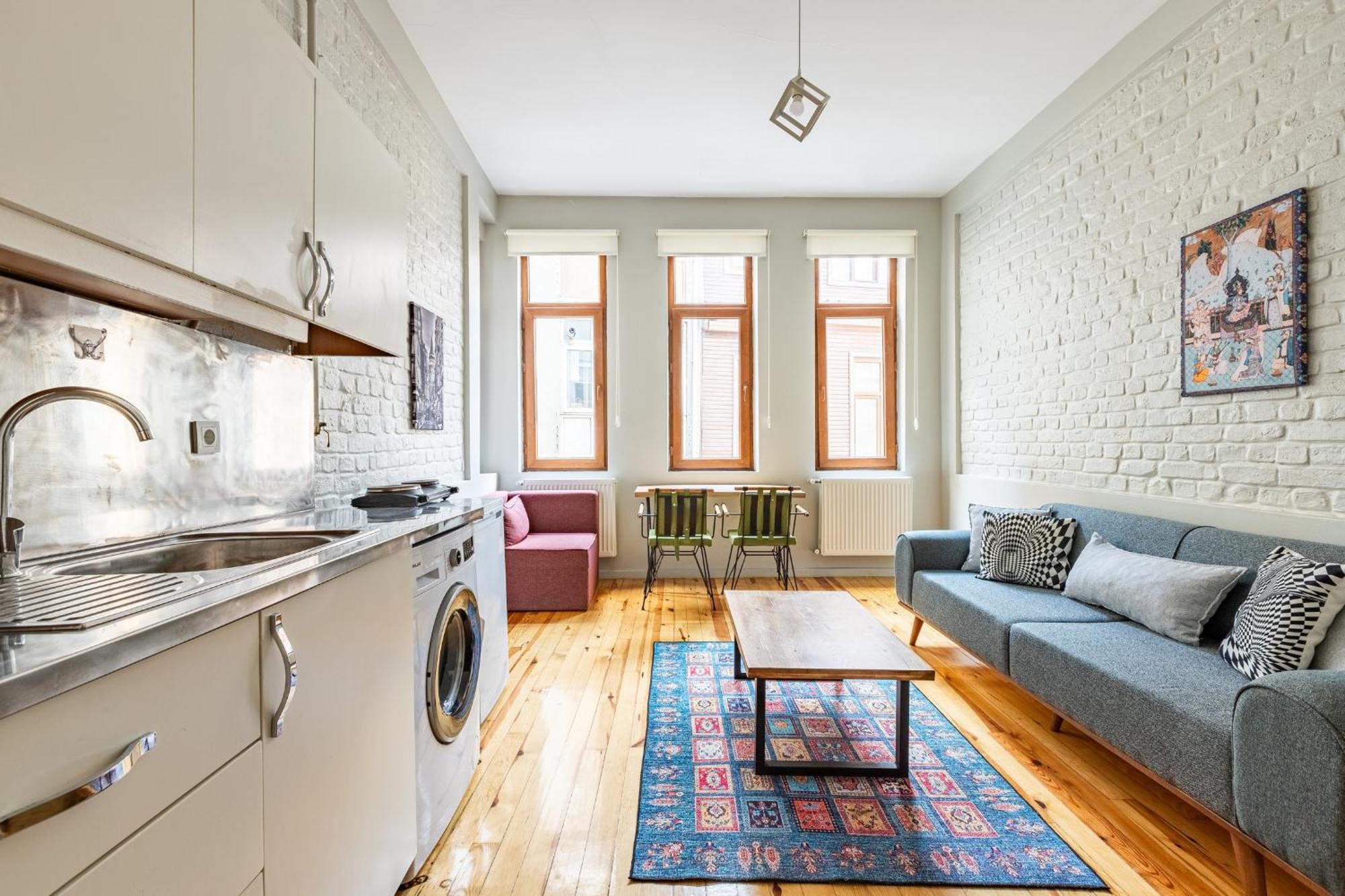 Pin Exclusive 1 Bd Taksim A3 Istanbul