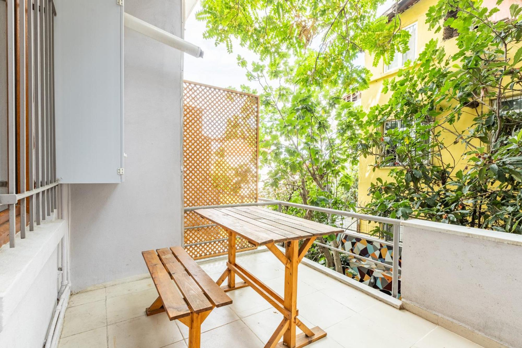 Pin Exclusive 1 Bd Taksim A3 *