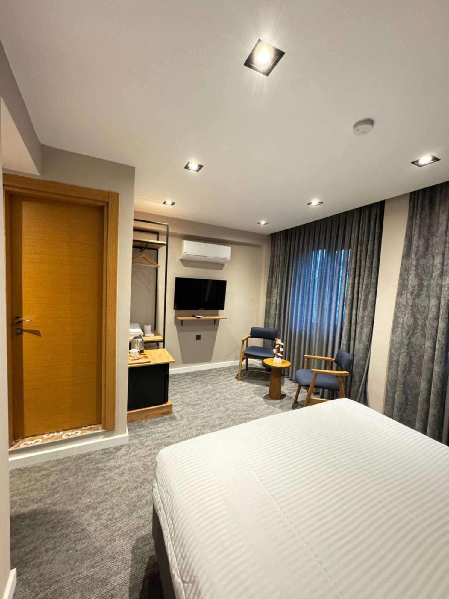 Reexe Hotel