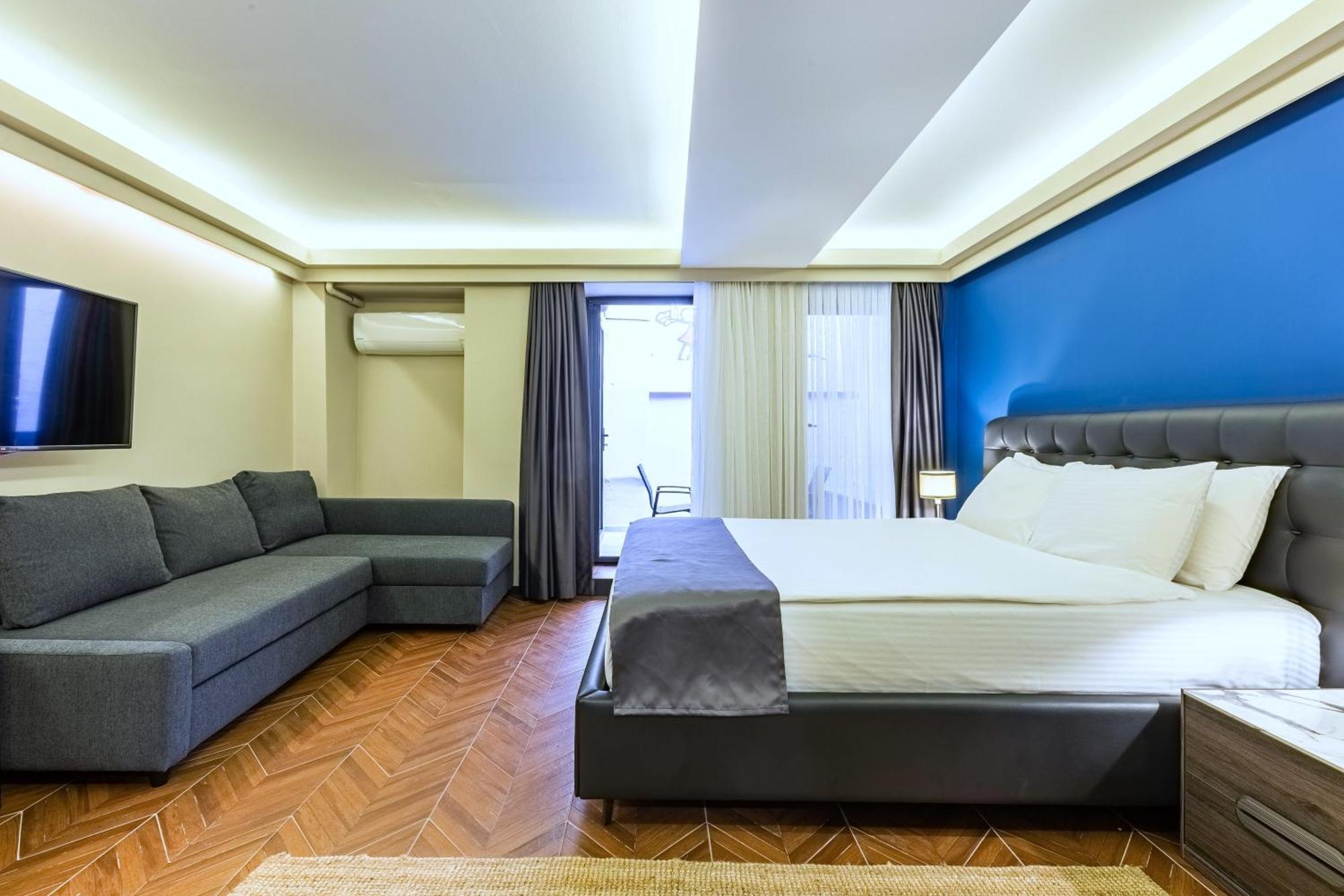 Hotel Snog & 5*