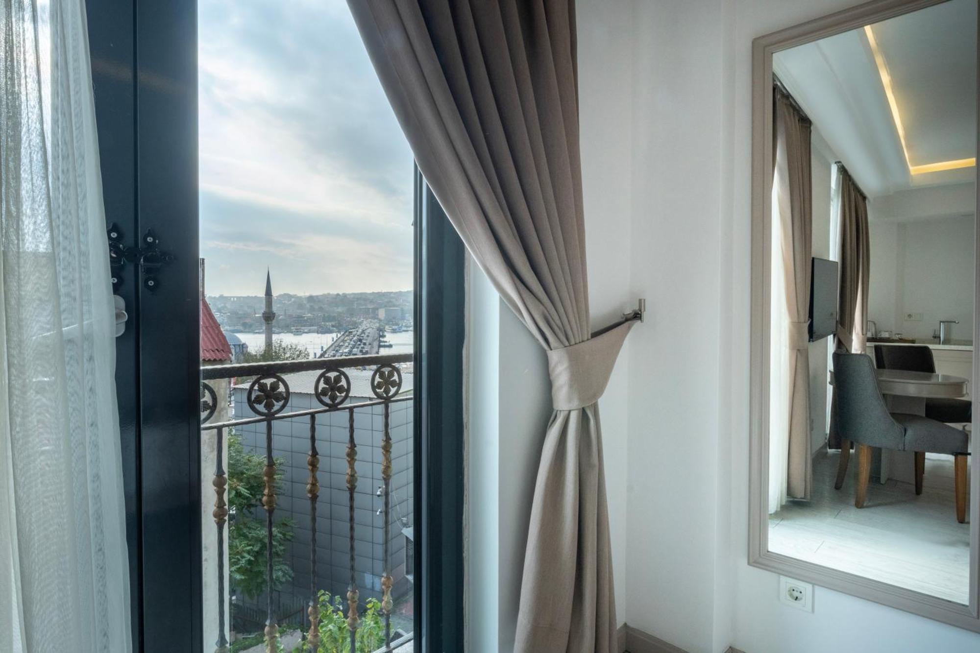 Perla Galata Hotel 3*