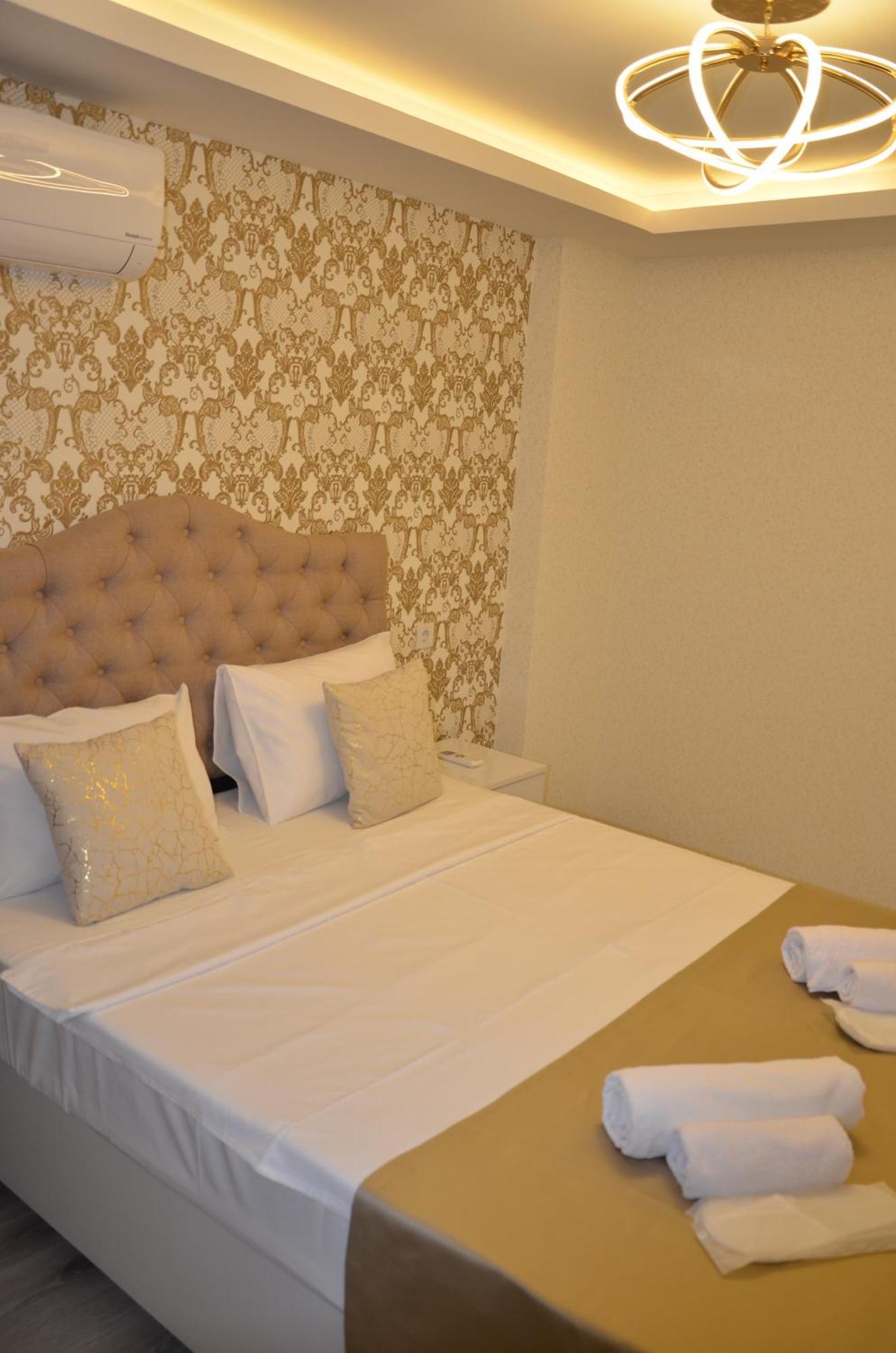 Isil Aparthotel *