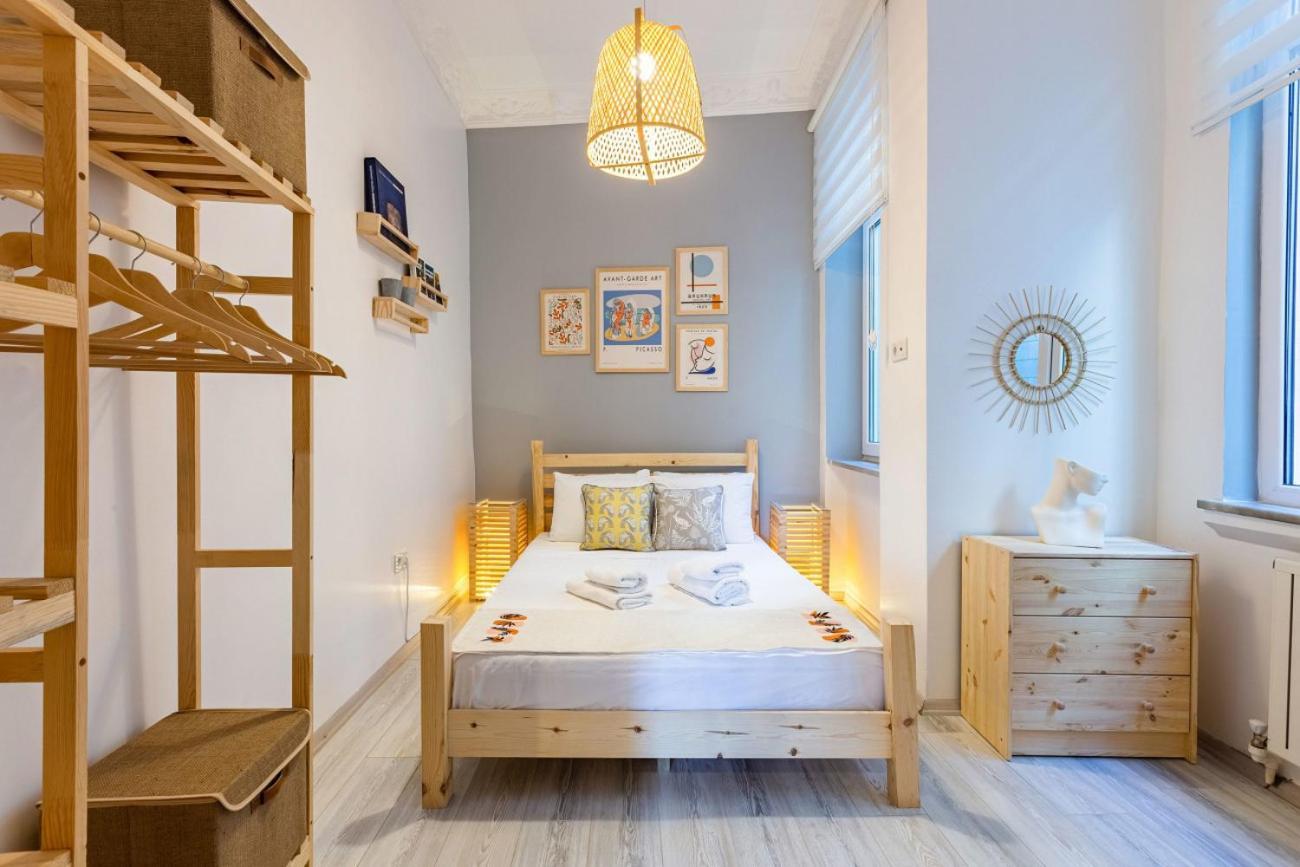 Exceptional Flat 1 Min To Metro & Galata Tower