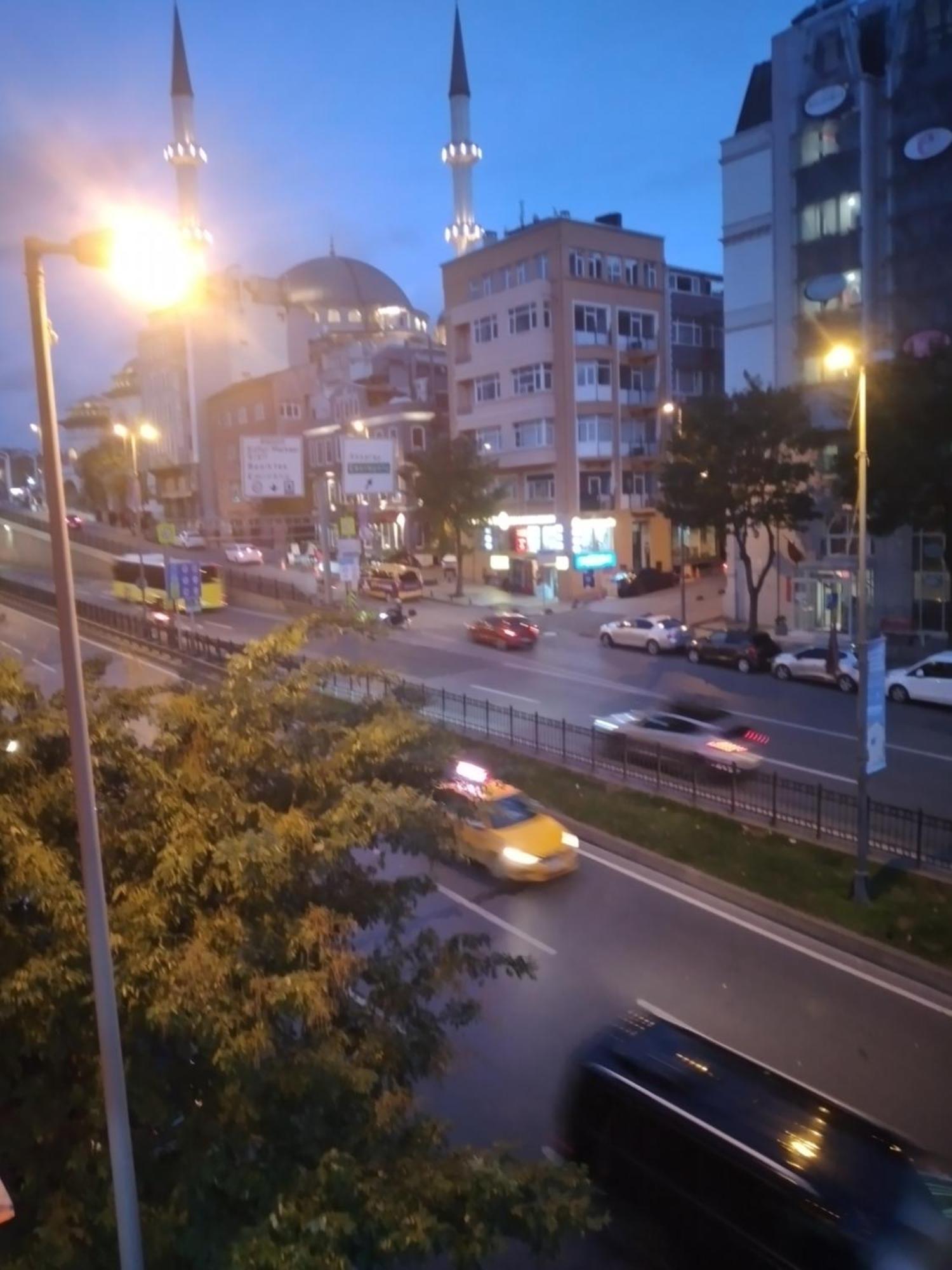 71 Aparthotel
