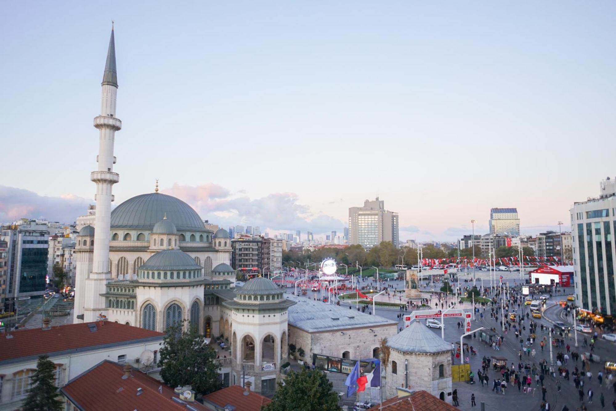 Triada Taksim - Special Category 4*