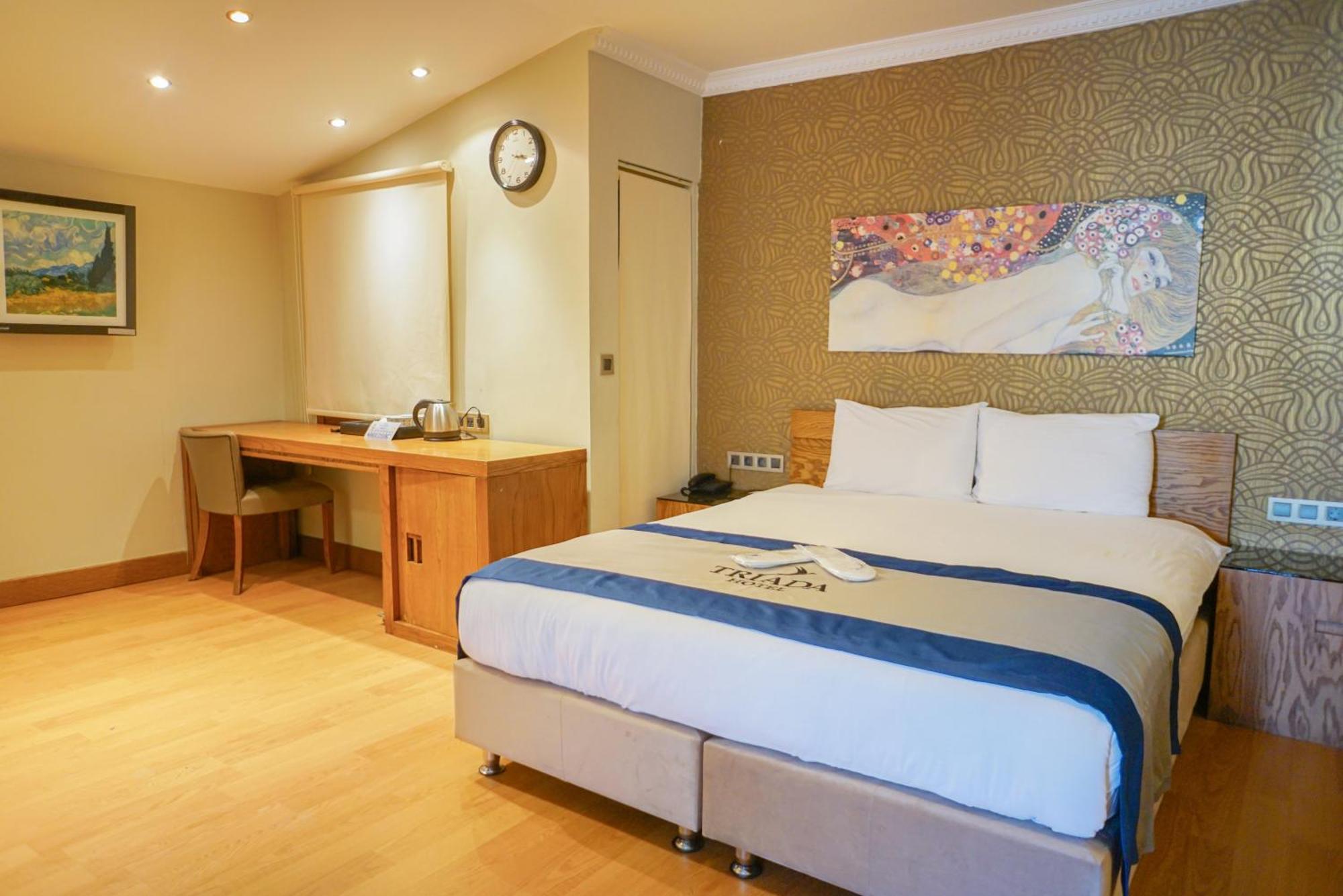 Triada Taksim - Special Category 4*