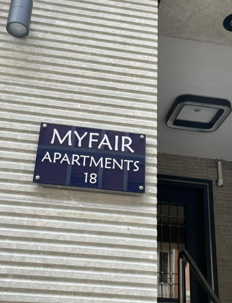 Myfair Apartment *