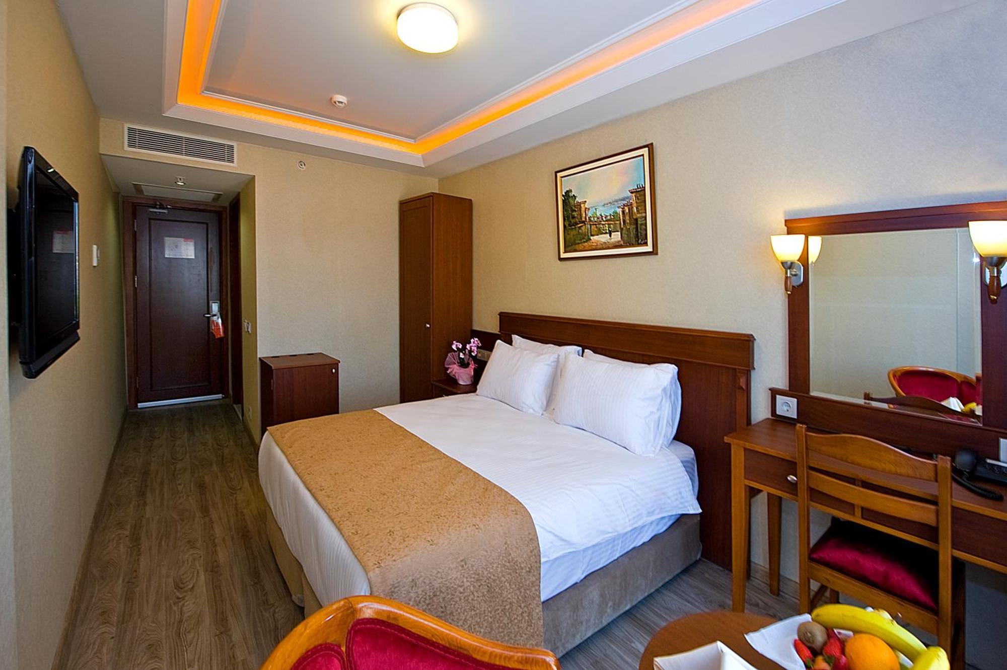 Hotel Askoc &