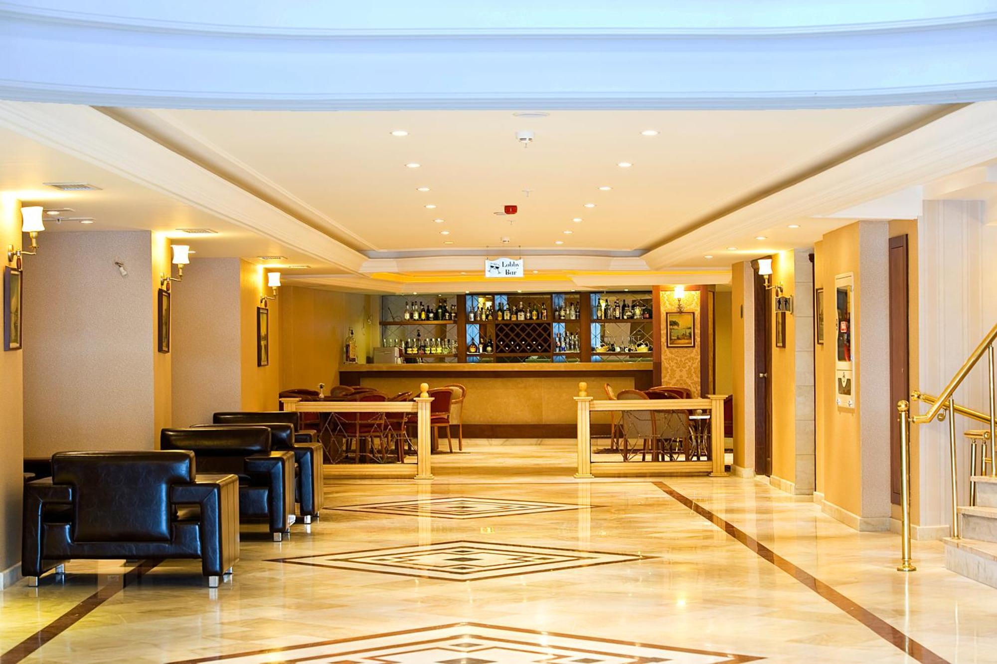 Askoc & Hotel 4*