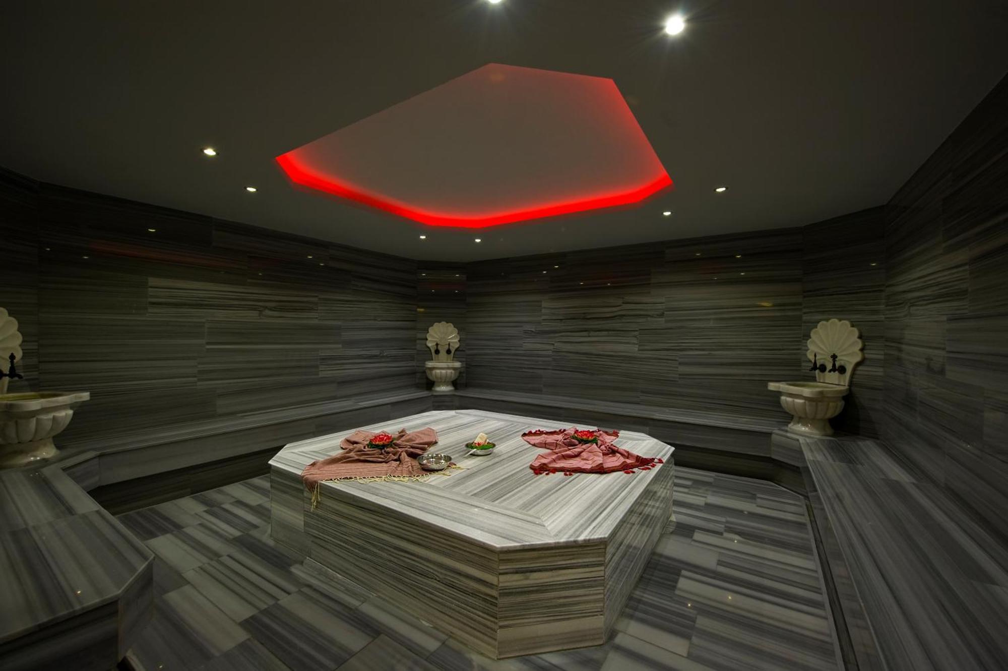 Hotel Askoc & 4*