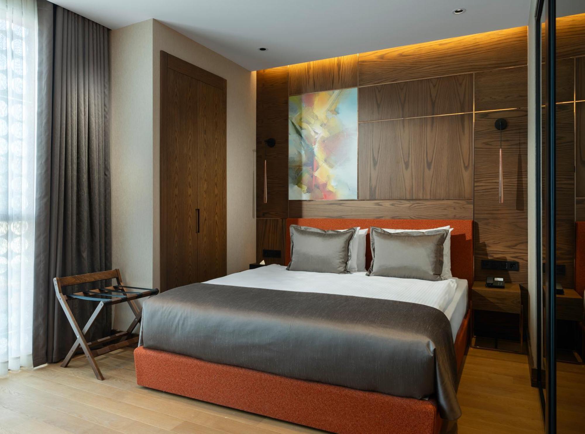 Hotel Nex Center 4*