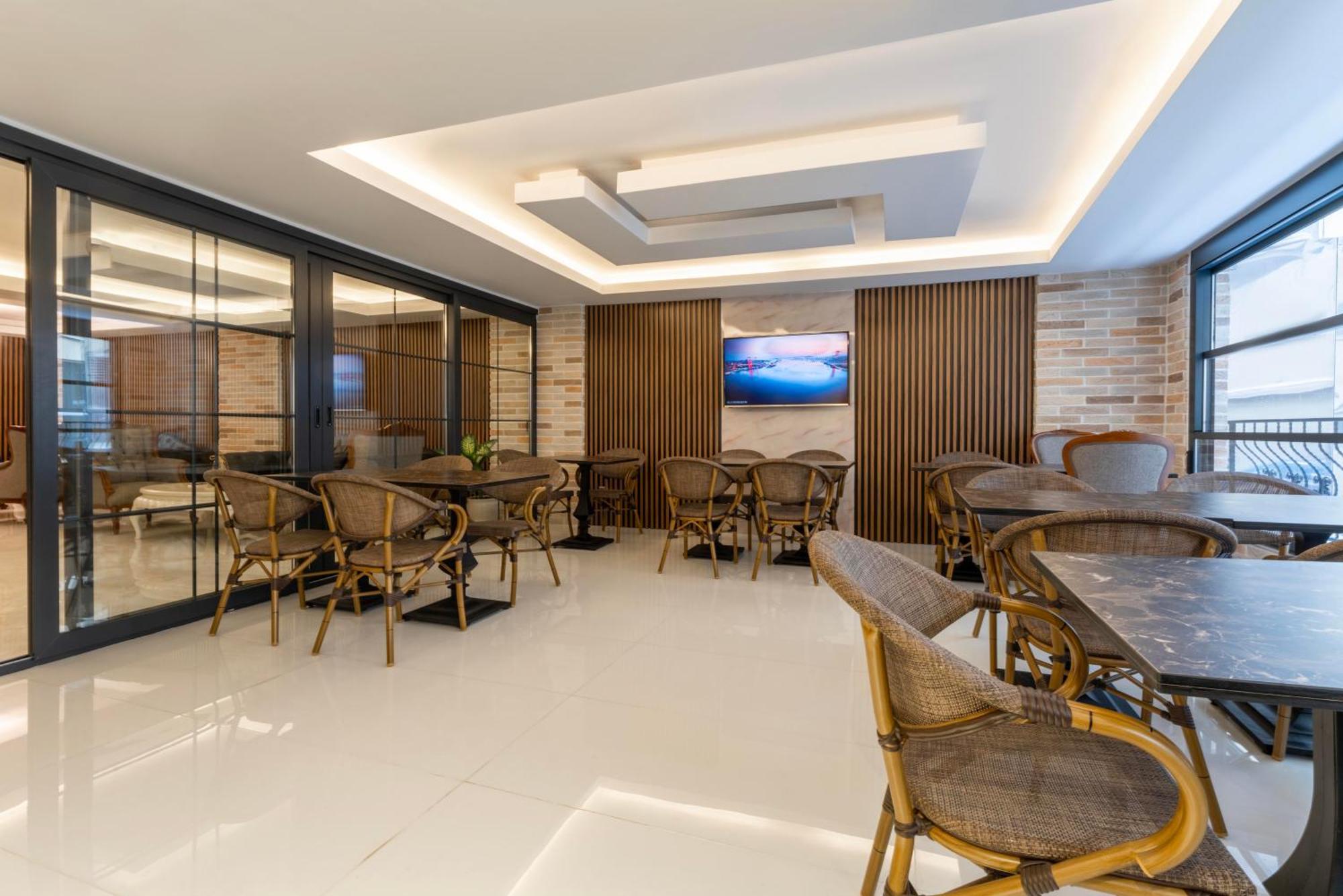 Hotel Rubby Kadikoey *
