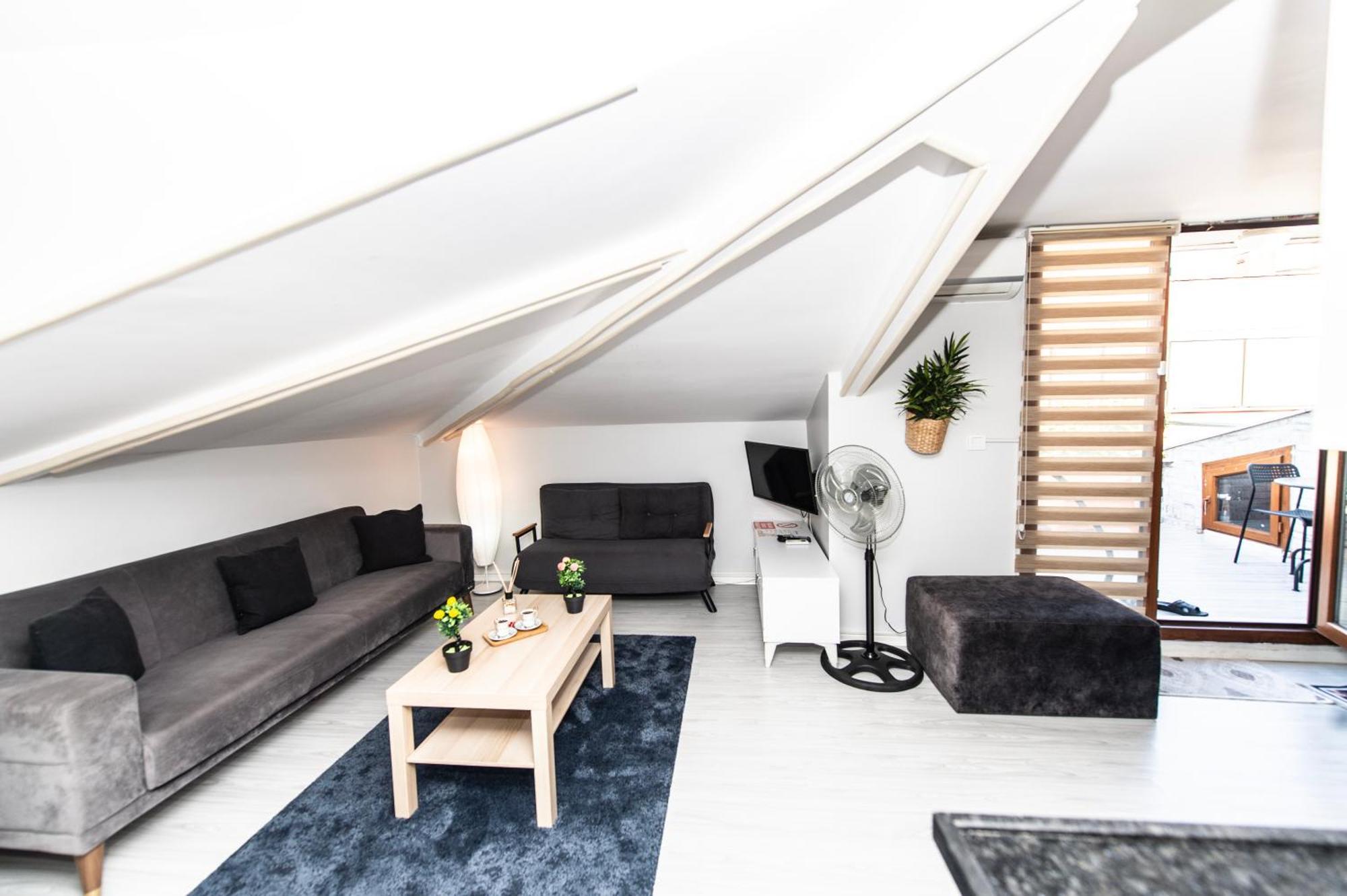 Dach Wochnung Mit Terrasse Homestay