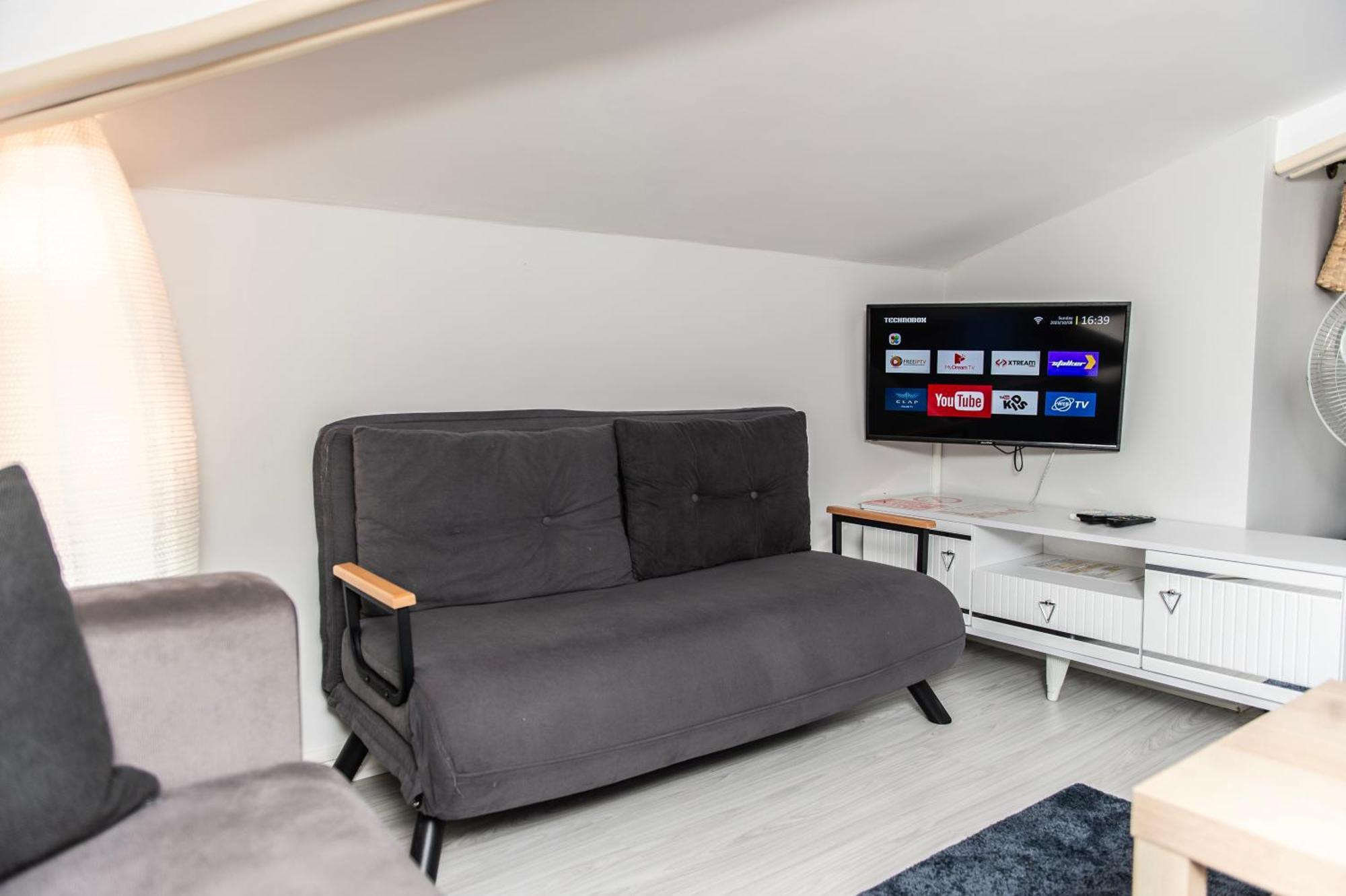 Homestay Dach Wochnung Mit Terrasse Istanbul