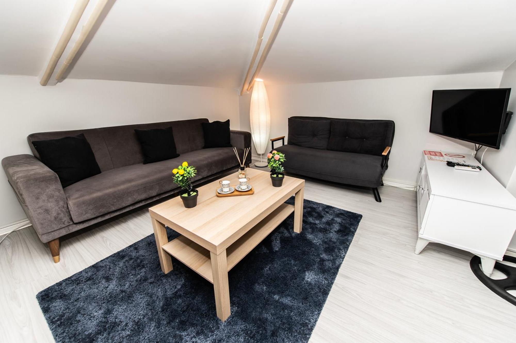 Dach Wochnung Mit Terrasse