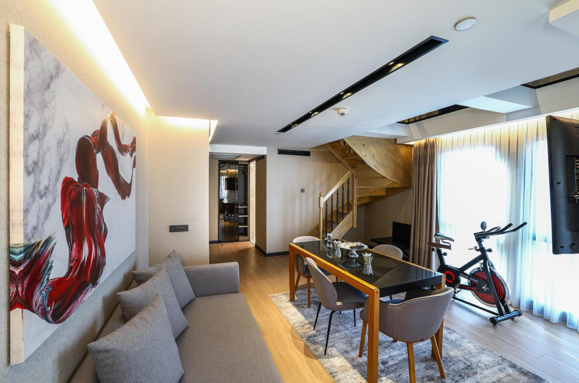 Broyt Hotel 4*