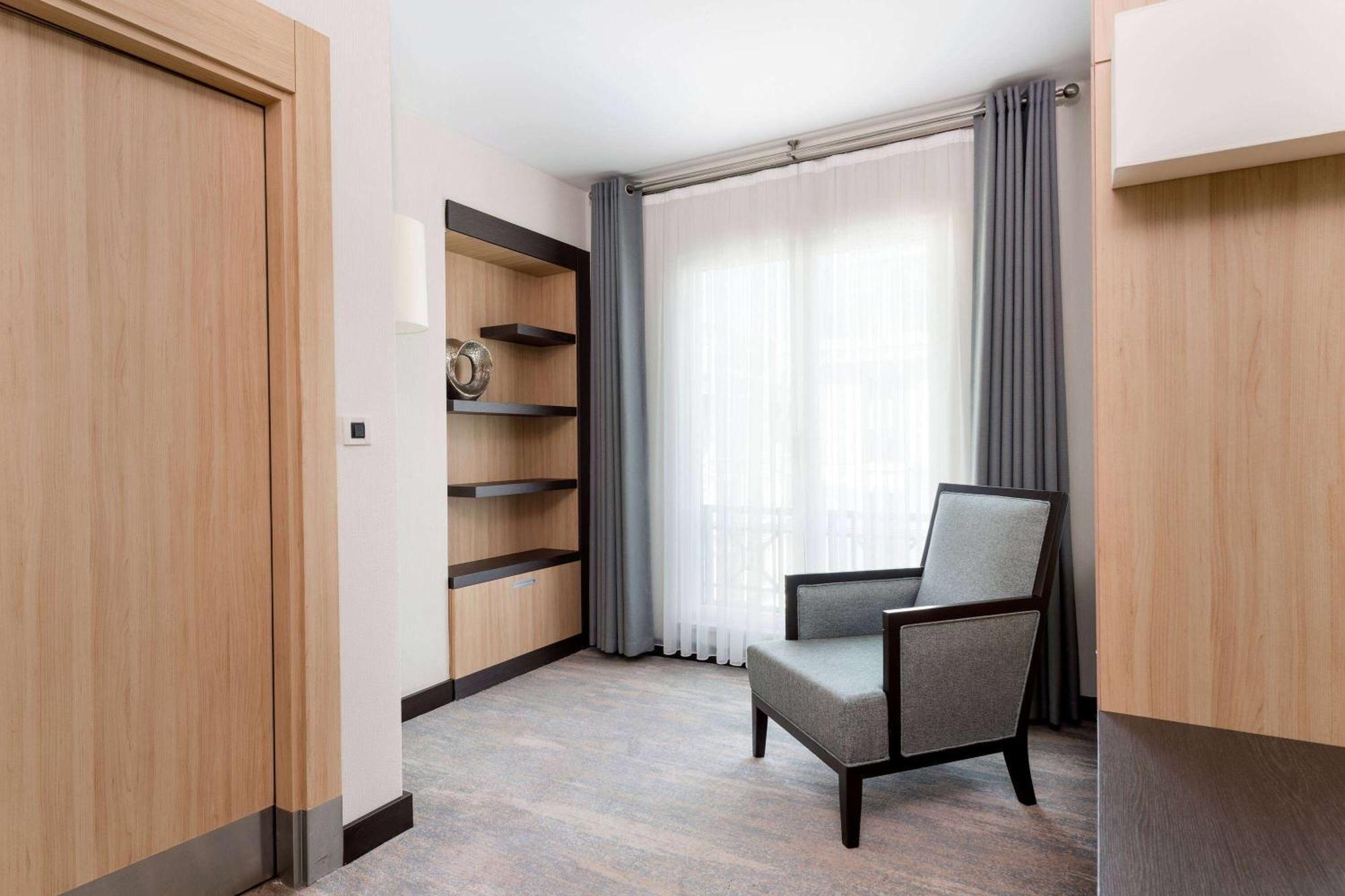 Hotel Ramada Plaza By Wyndham Center (adults Only)