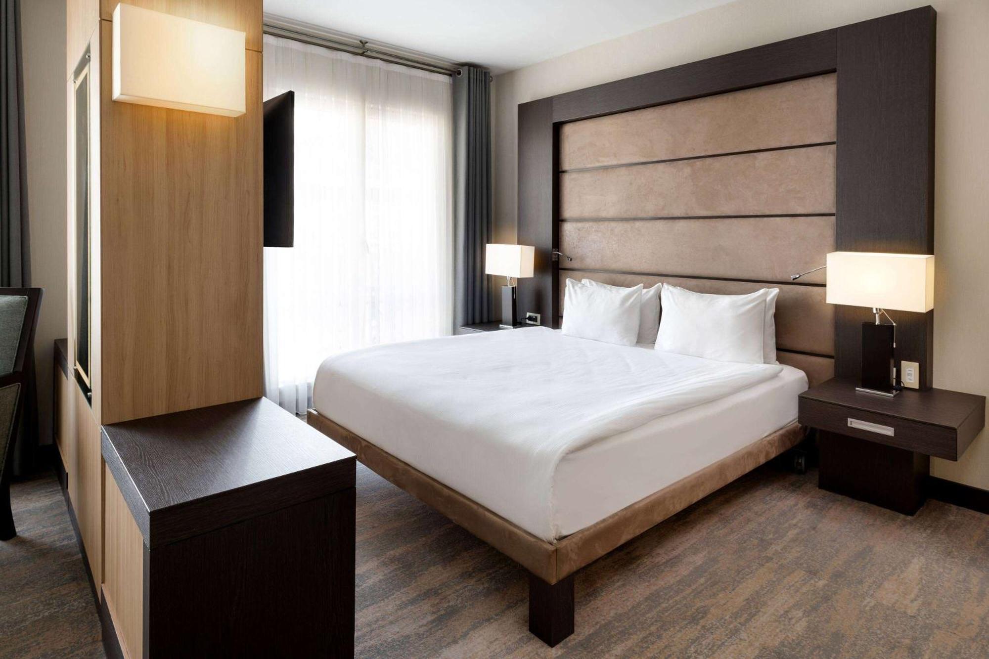 Hotel Ramada Plaza By Wyndham Center (adults Only) 5*