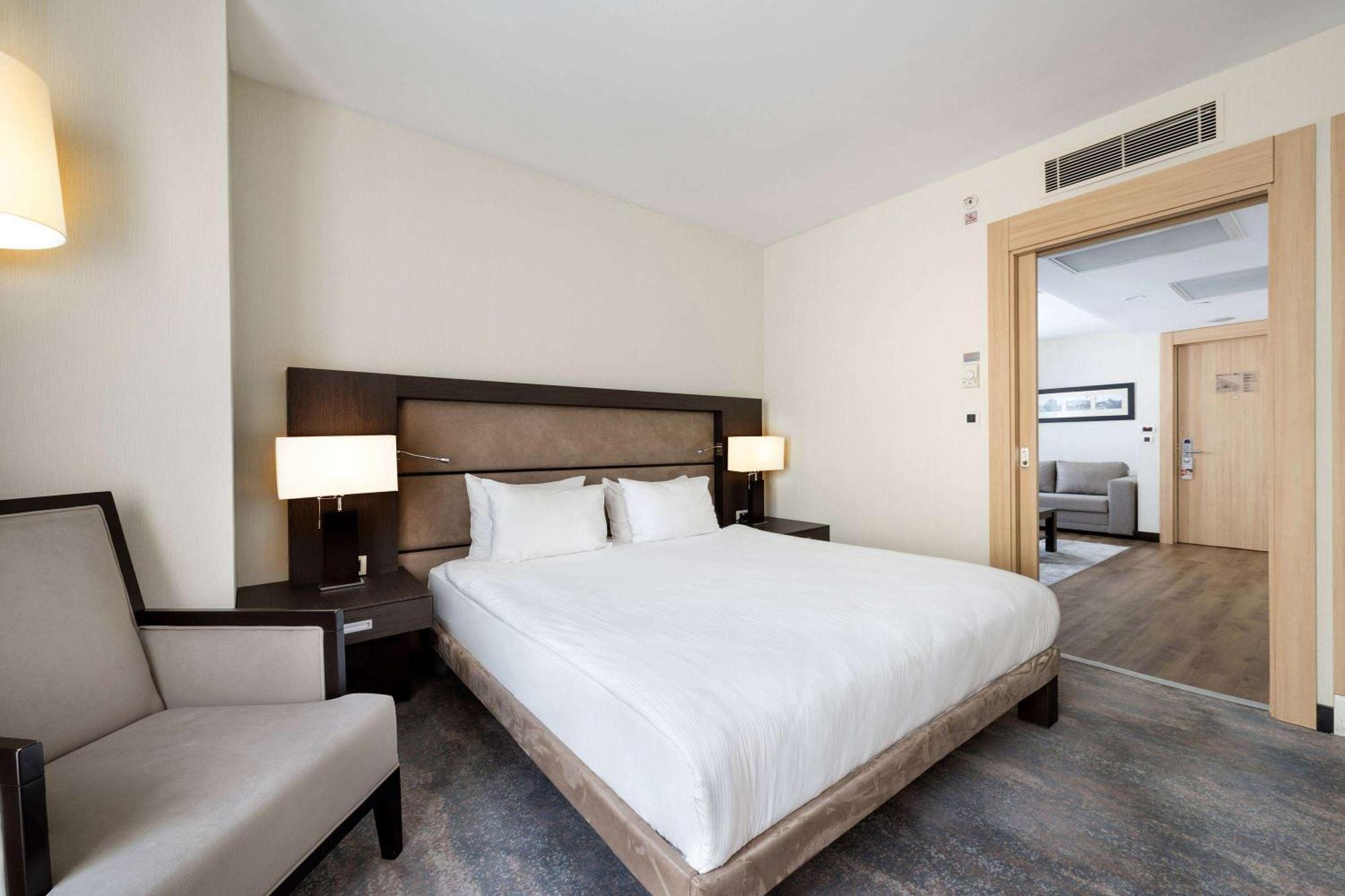 Ramada Plaza By Wyndham Center (adults Only) 5* Istanbul