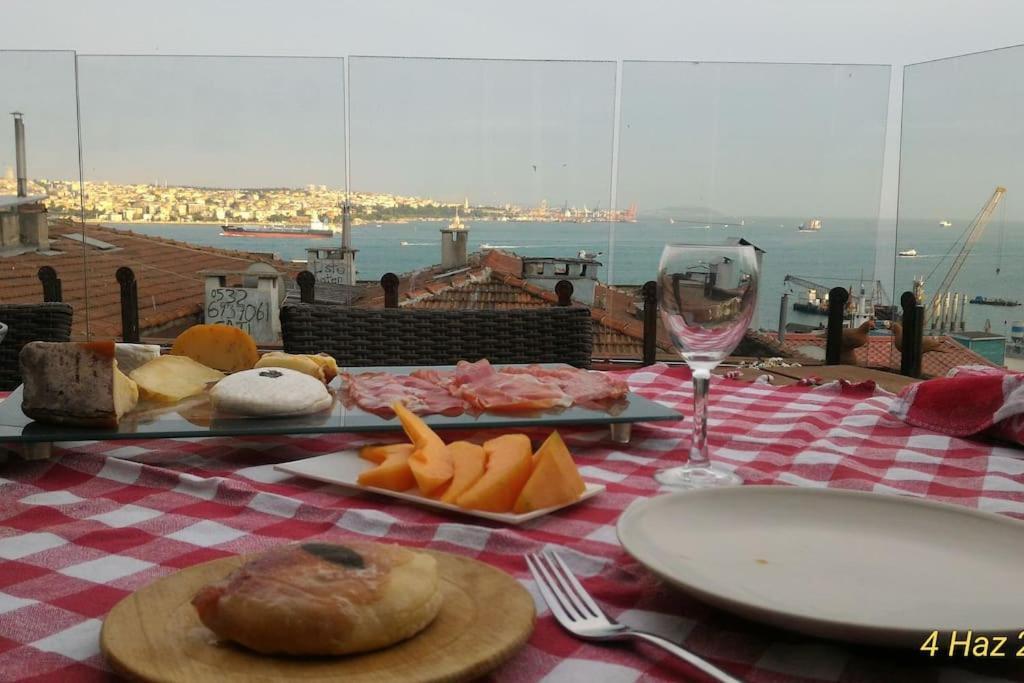 Bosphorus View-airport Shutle-high Speed Wifi-private Parking Istanbul