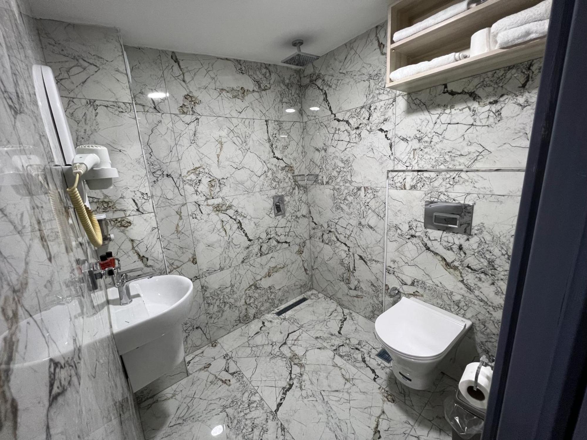 Hotel Prima 2*