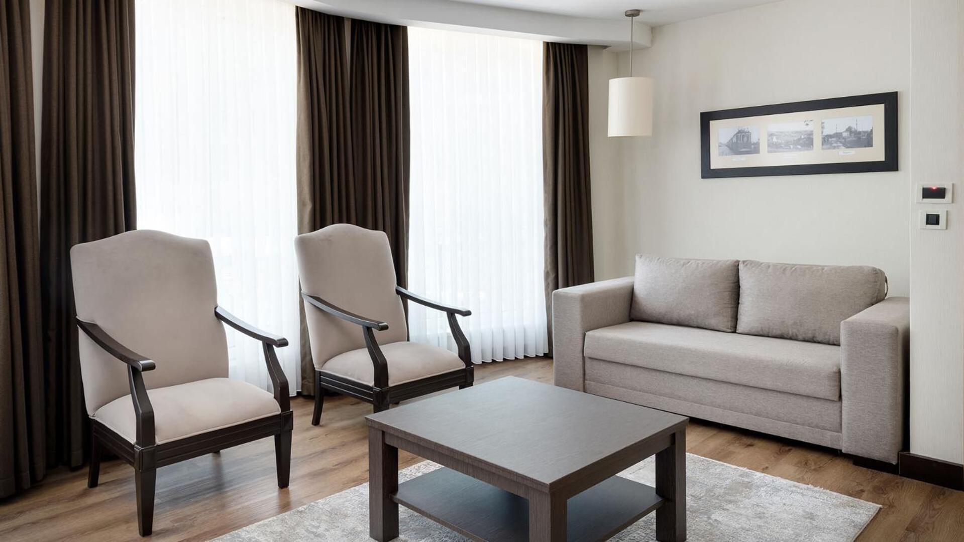 Ramada Plaza By Wyndham Center (adults Only) 5*