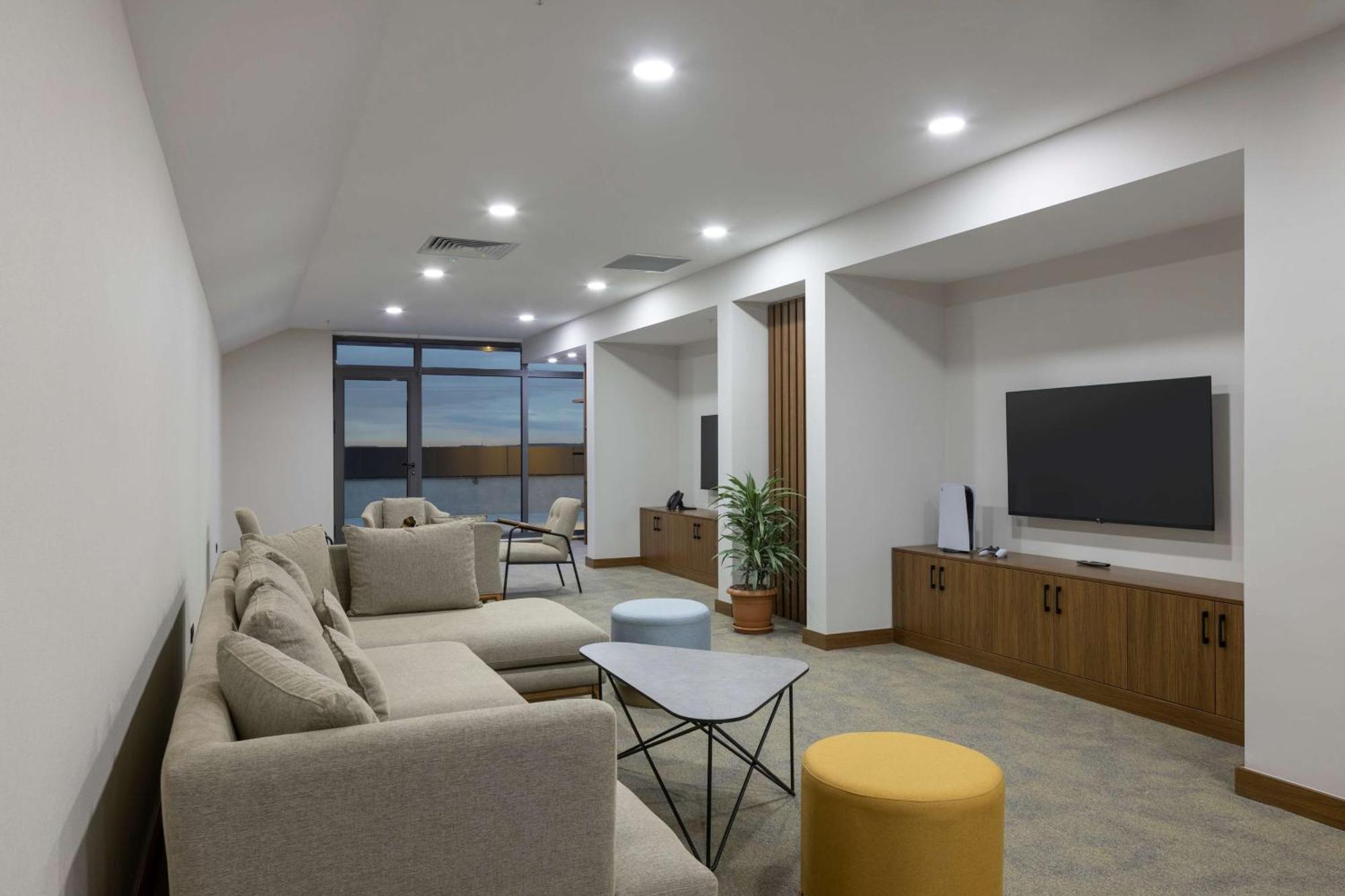 Hotel Hampton By Hilton Airport, Arnavutkoy