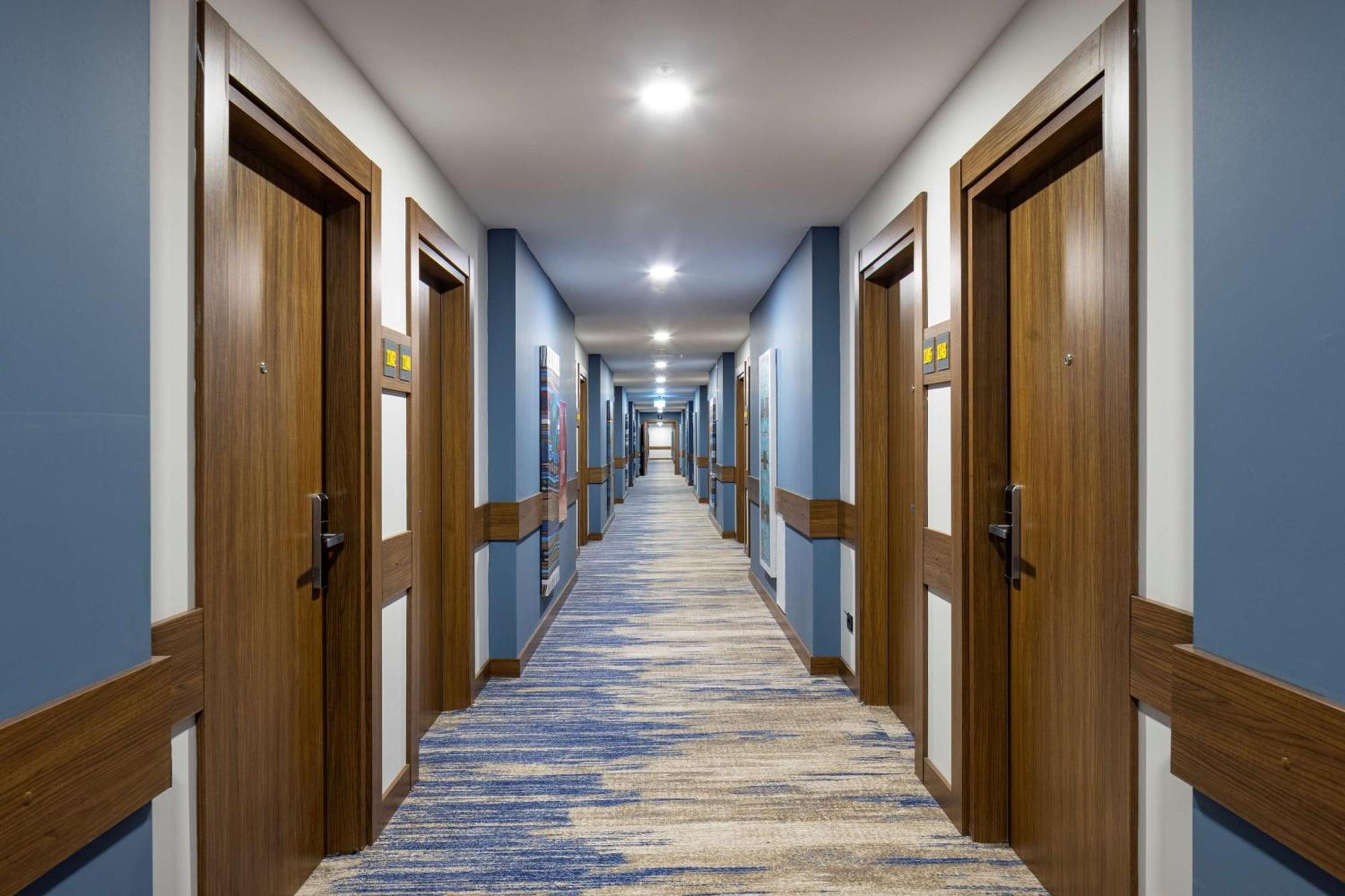 Hampton By Hilton Airport, Arnavutkoy Istanbul