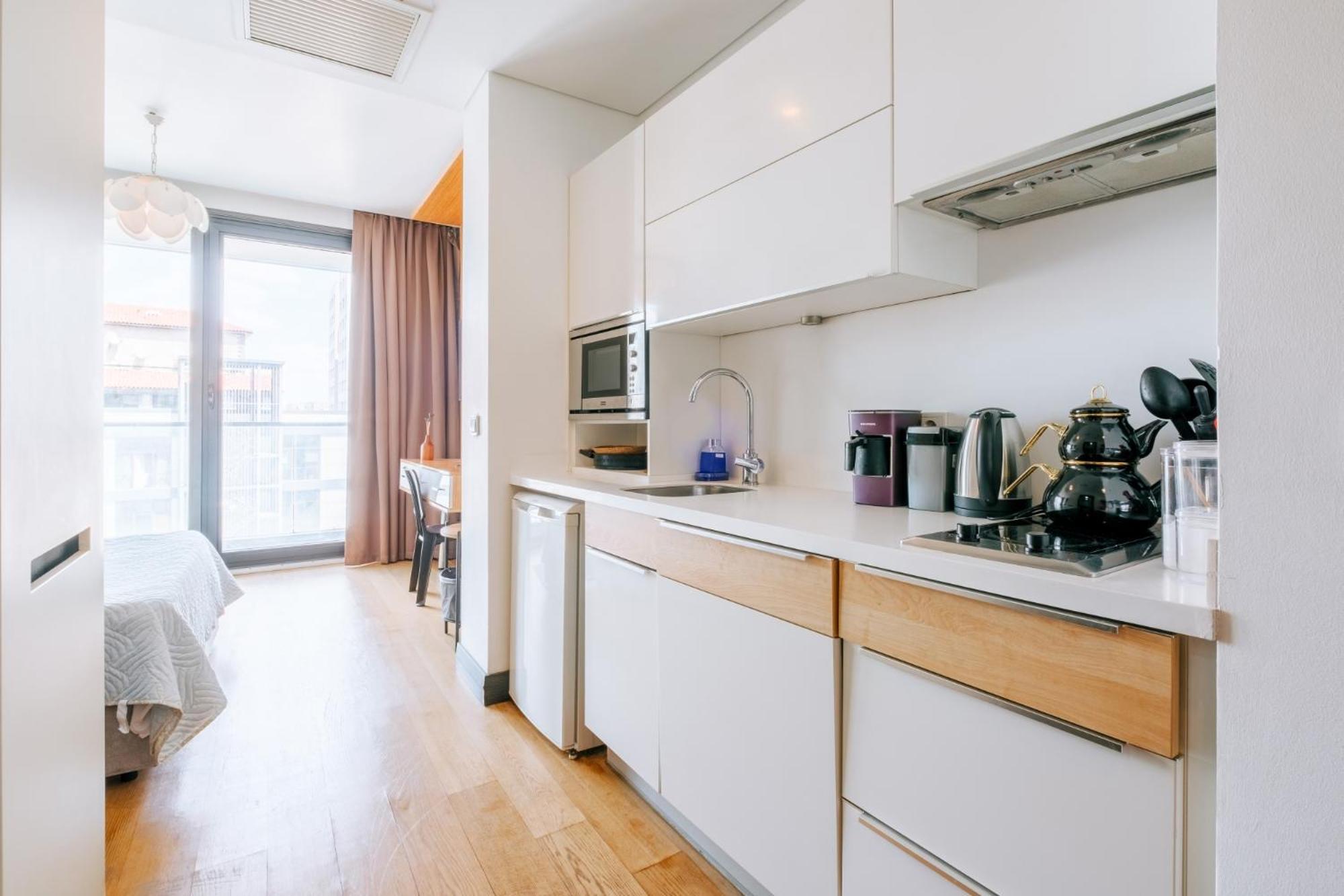 Daire Cozy Studio Flat W Balcony 10 Min To Marmara Forum *