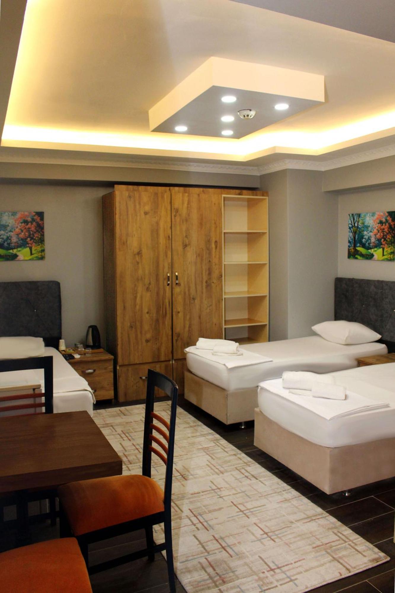 Biglife Hotel