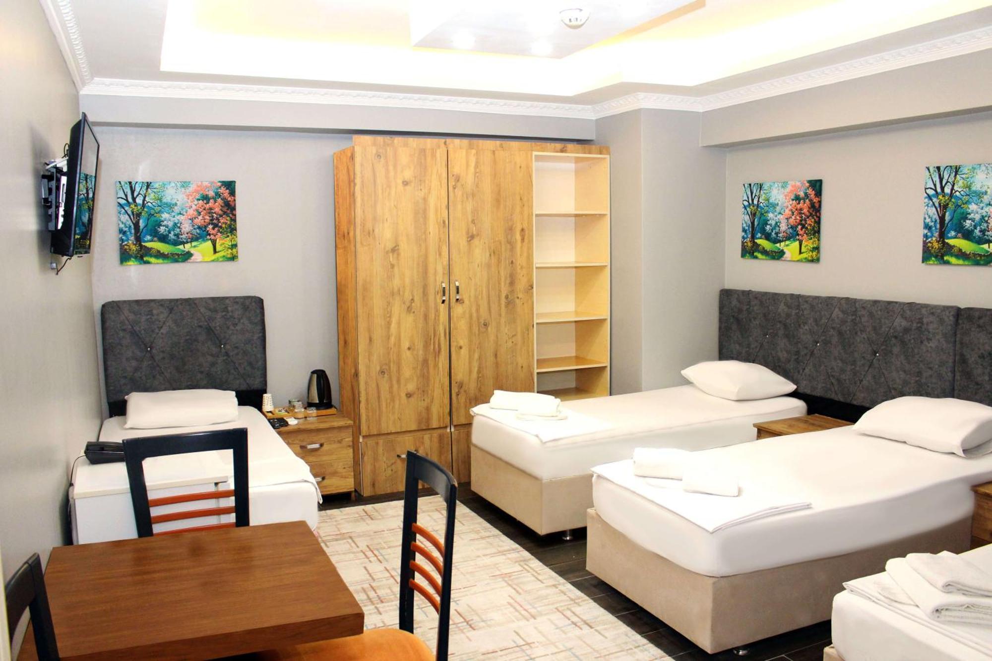 Hotel Biglife *