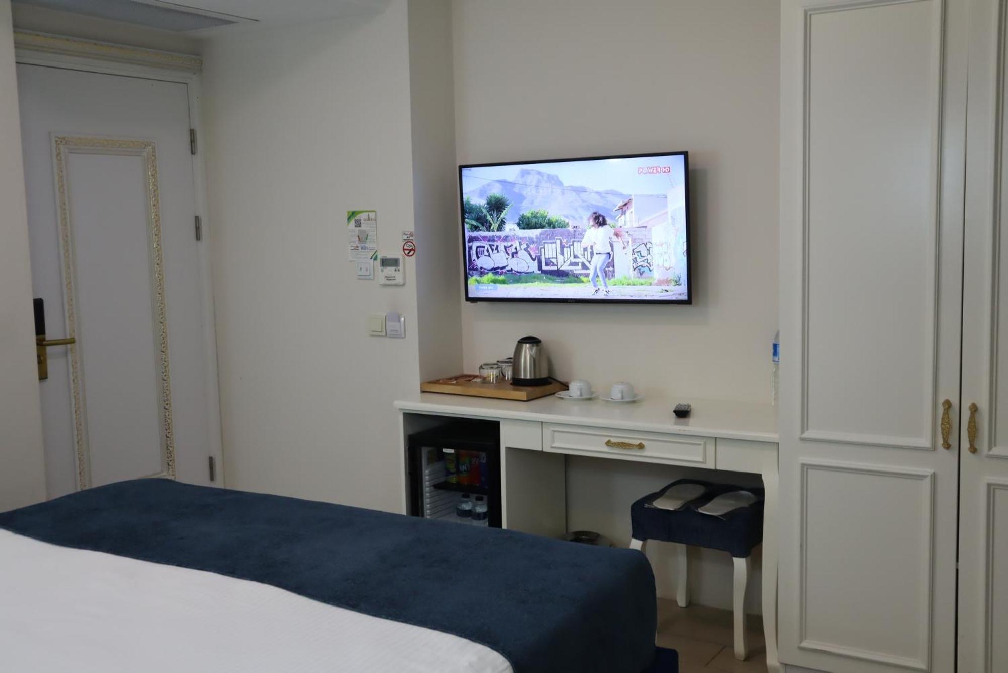 Galata Hotel 3*